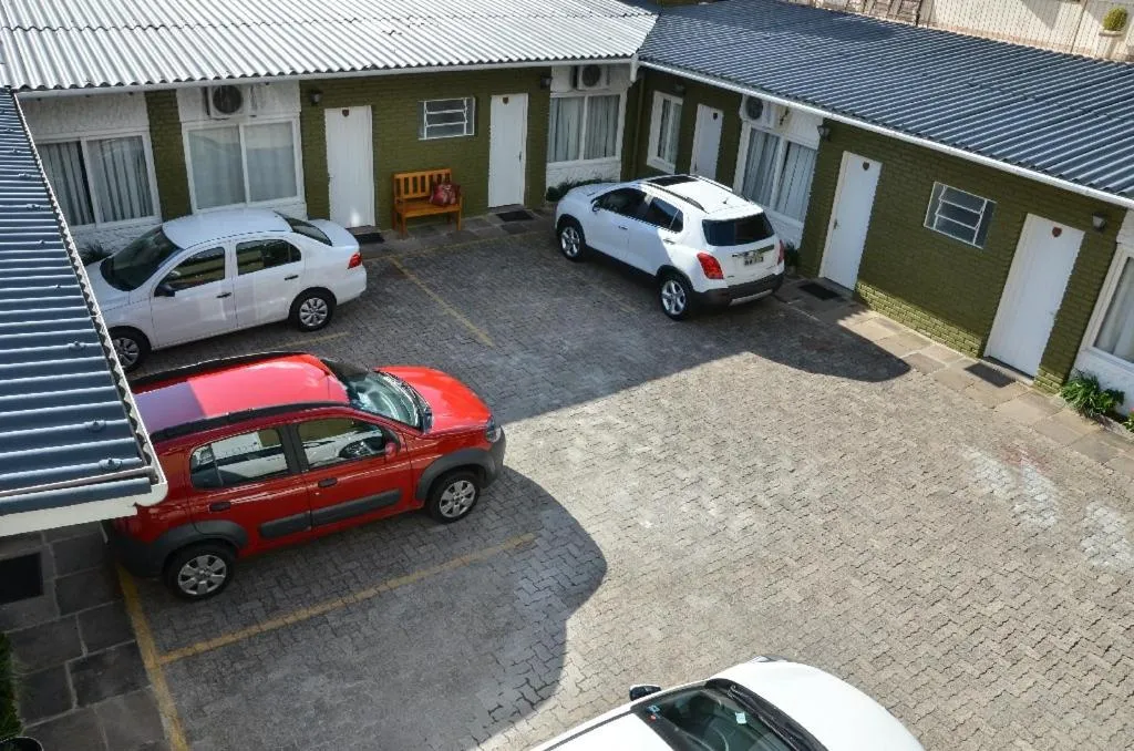 Parking in Pousada Solar Viena