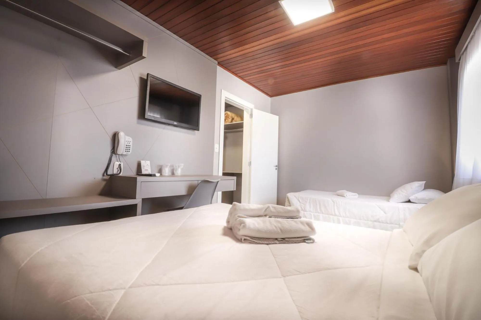 Bedroom, Bed in Pousada Solar Viena