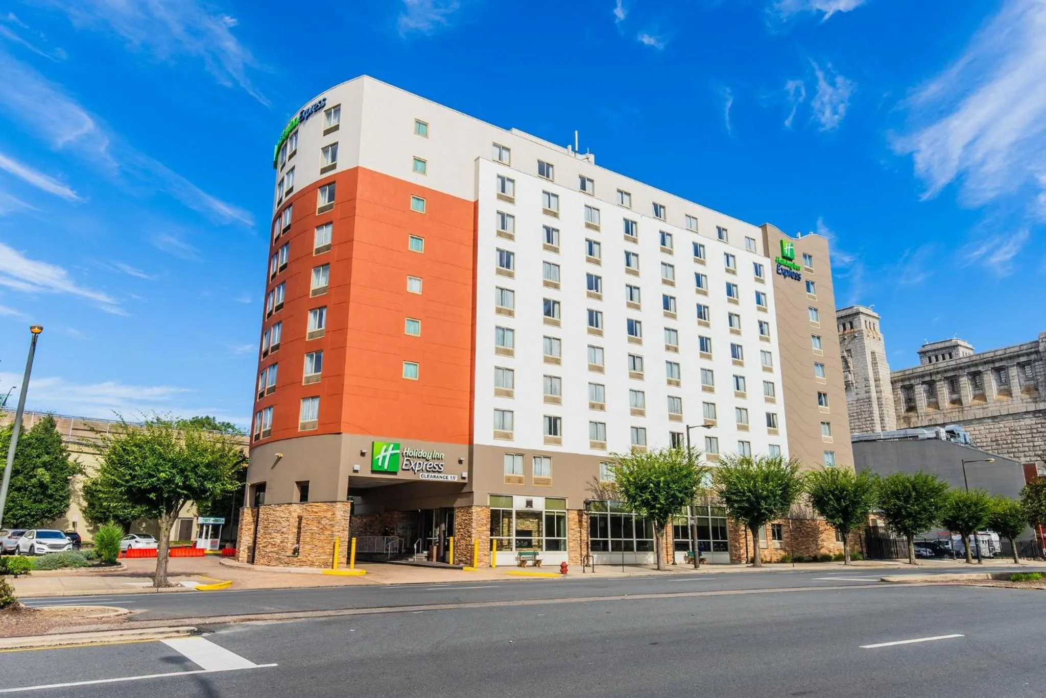 Property building in Holiday Inn Express Philadelphia Penn's Landing by IHG