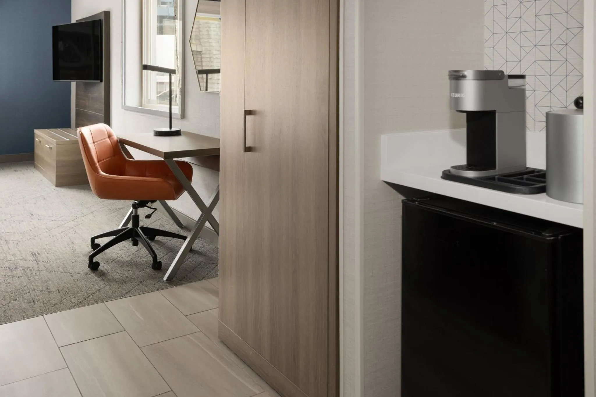 Photo of the whole room in Holiday Inn Express Philadelphia Penn's Landing by IHG