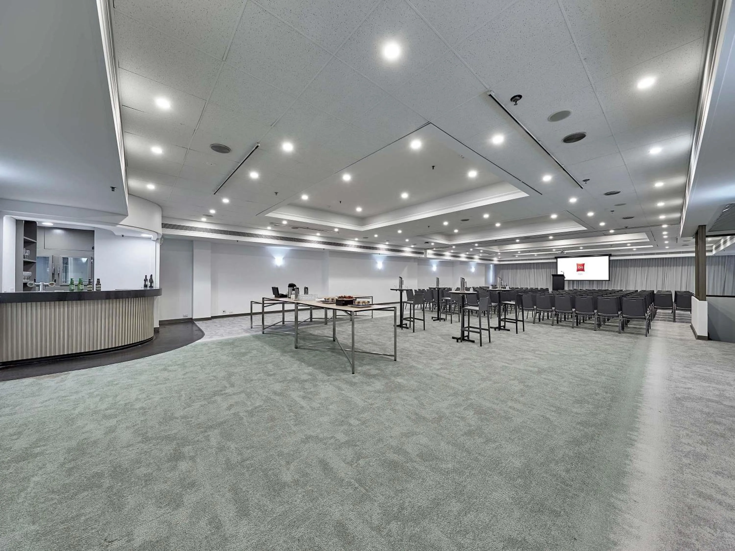 Meeting/conference room in ibis Perth