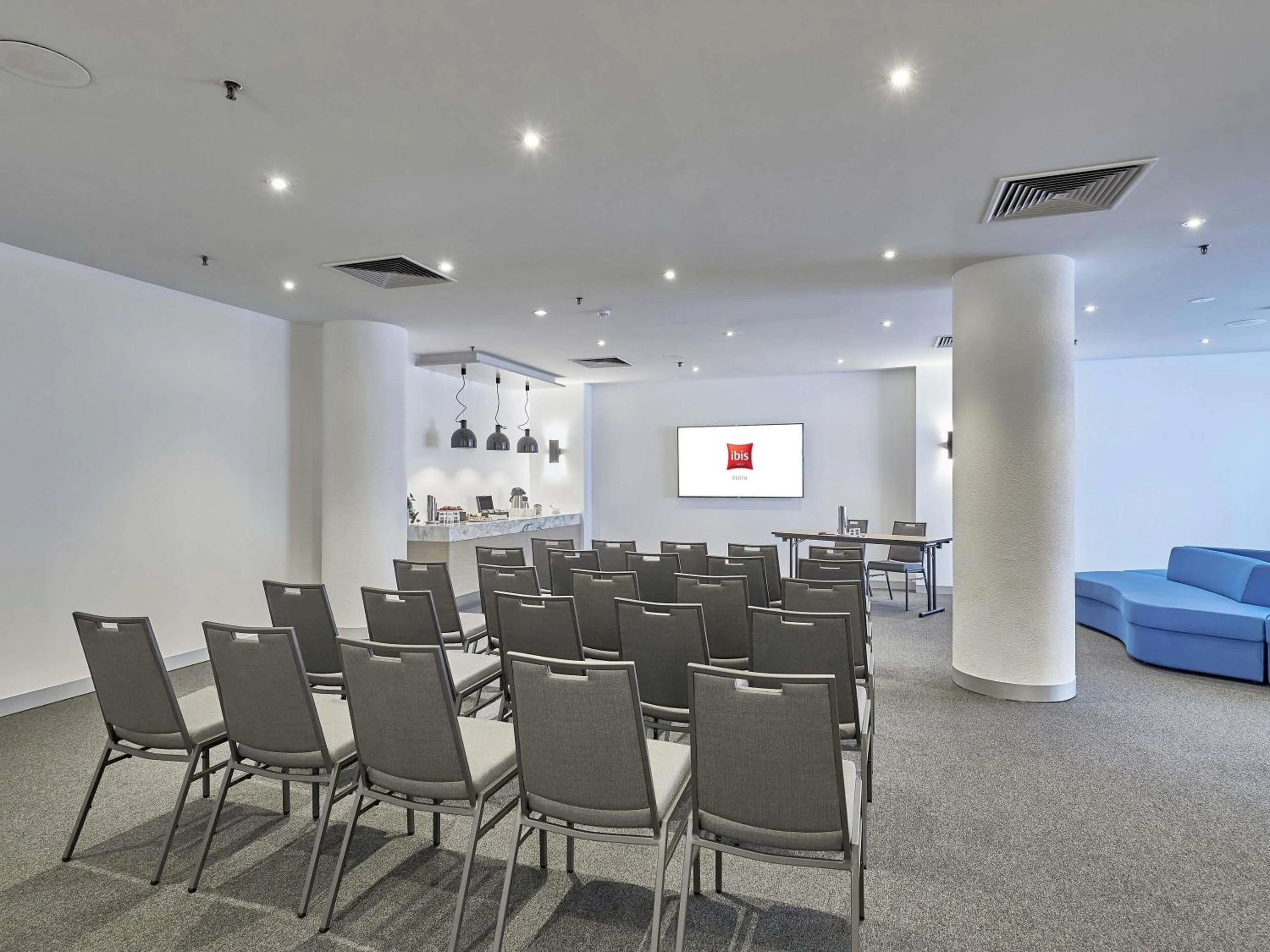 Meeting/conference room in ibis Perth