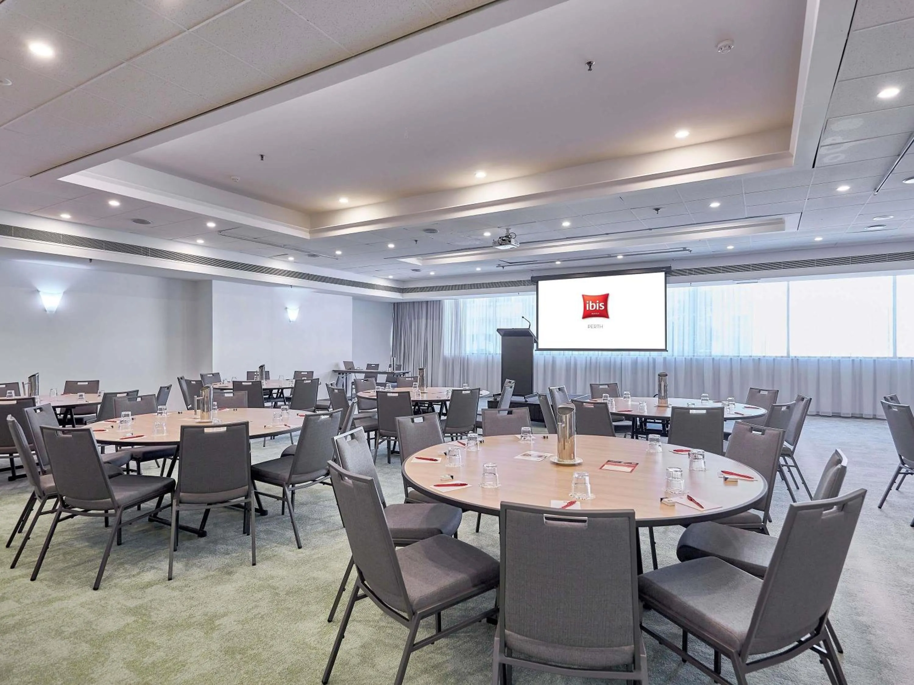 Meeting/conference room in ibis Perth