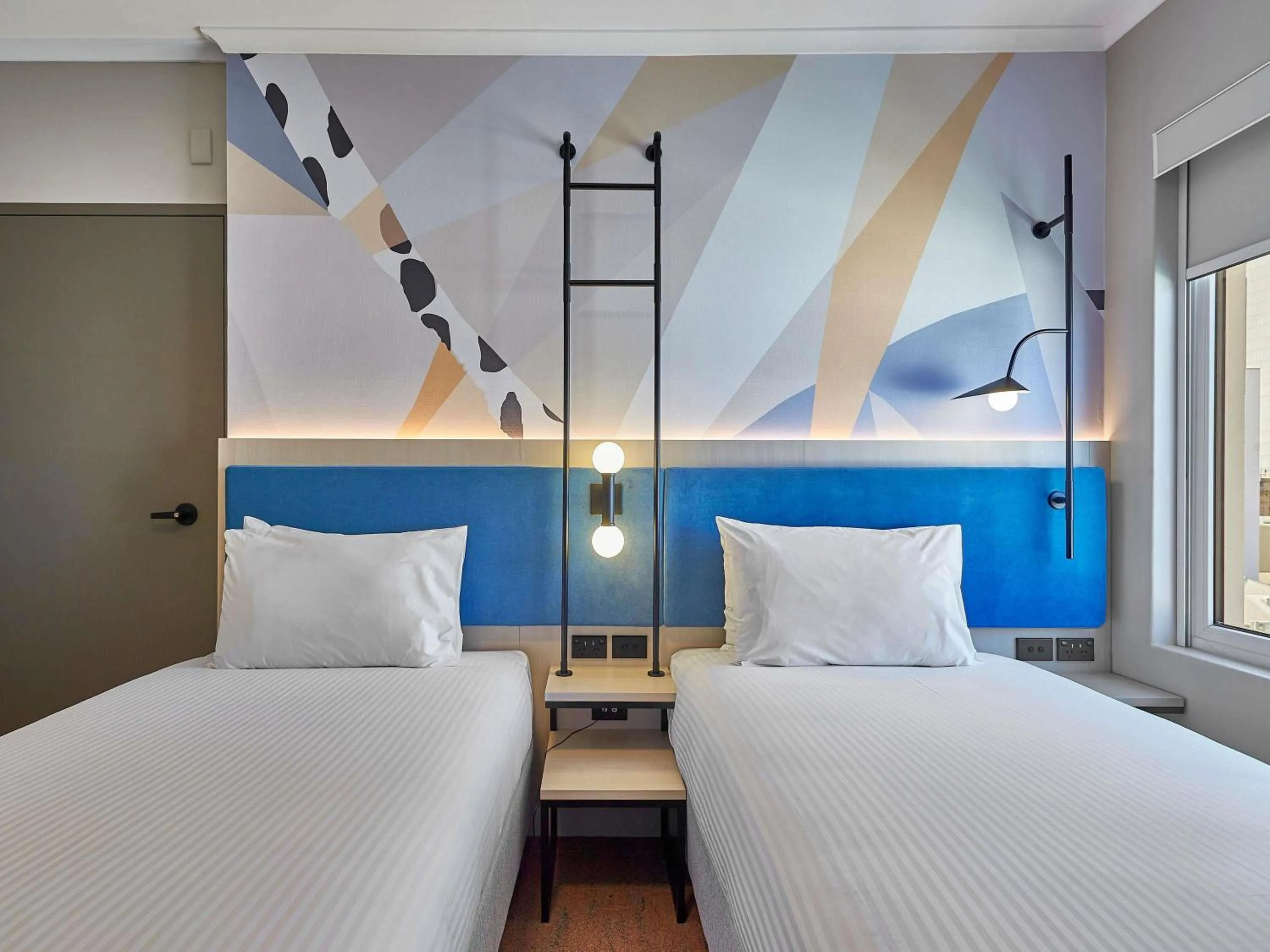 Bedroom, Bed in ibis Perth