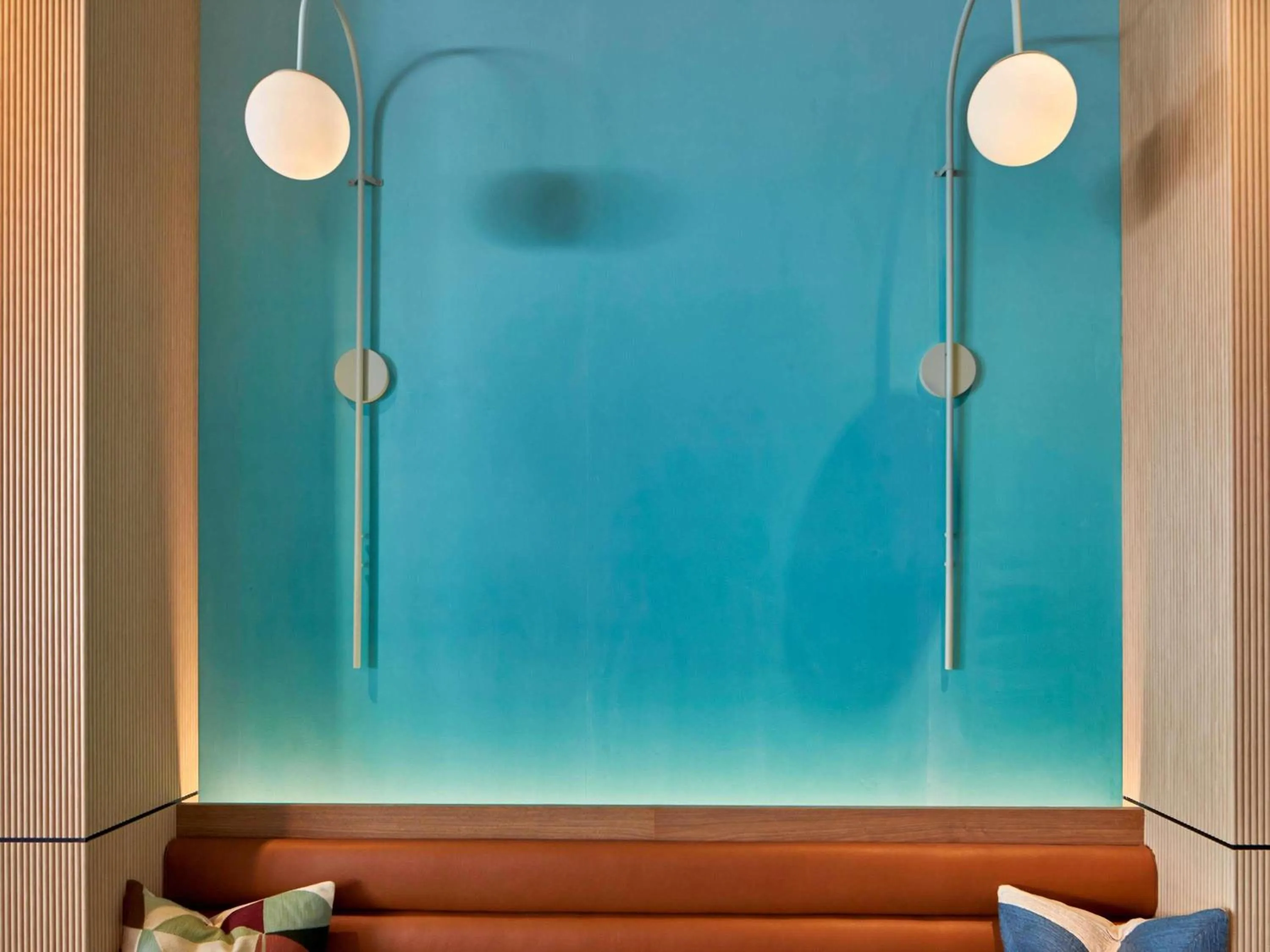 Lounge or bar in ibis Perth