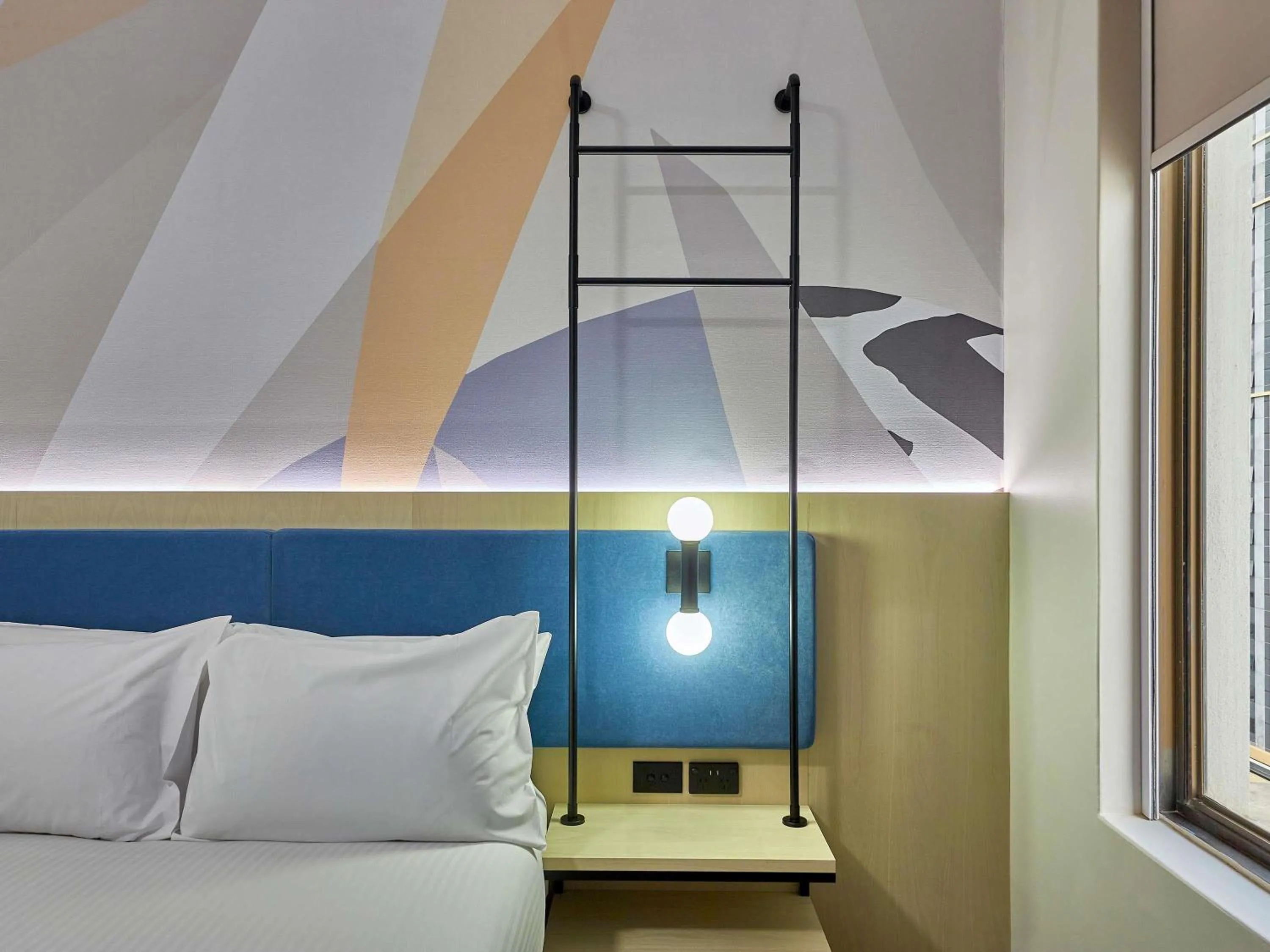 Bedroom, Bed in ibis Perth