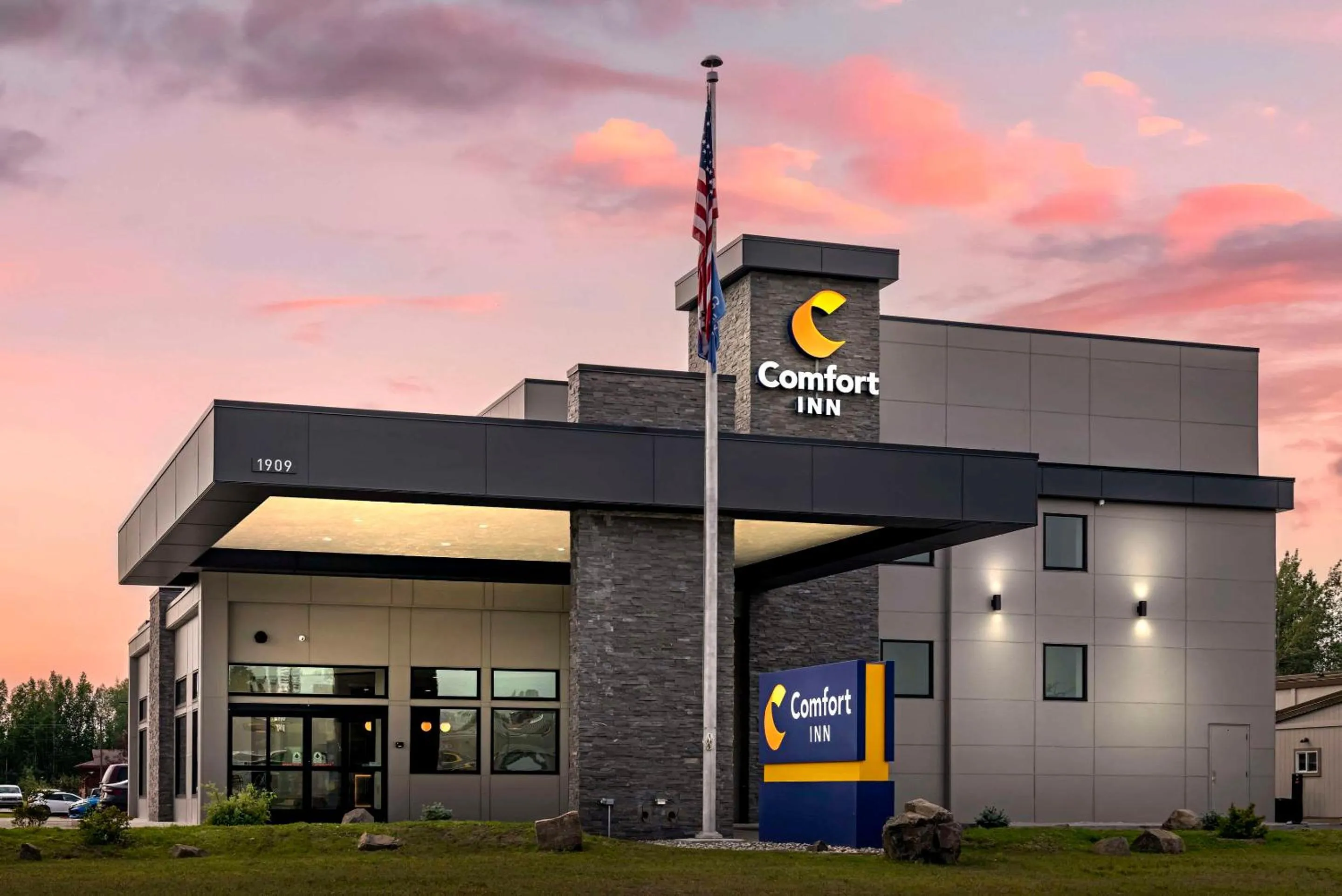 Property building in Comfort Inn Fairbanks