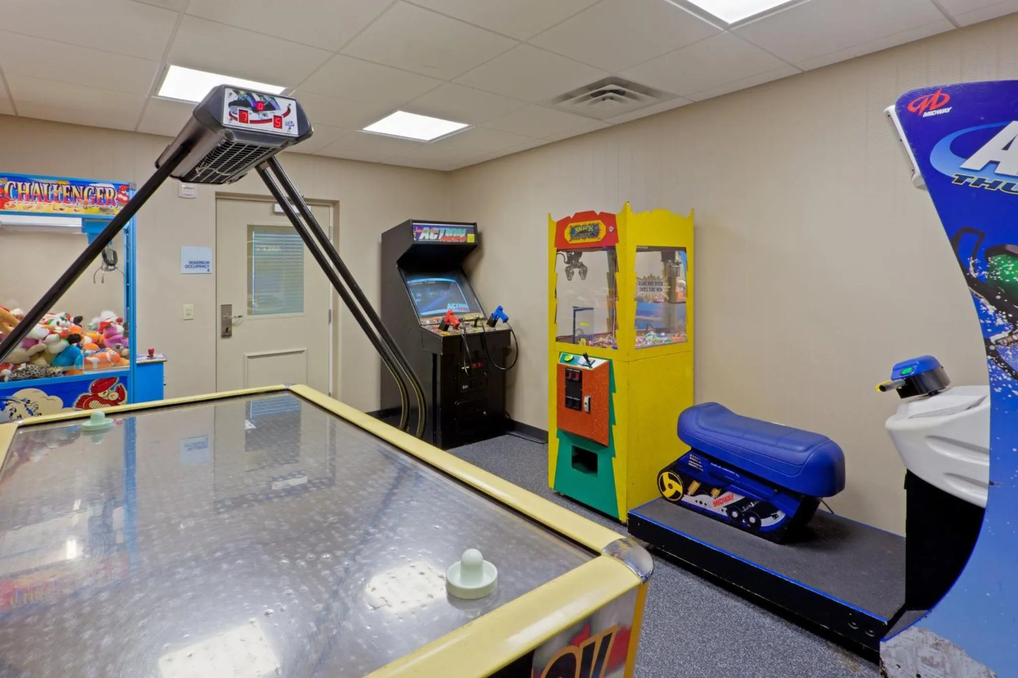 Decorative detail in Holiday Inn Express - Neptune by IHG