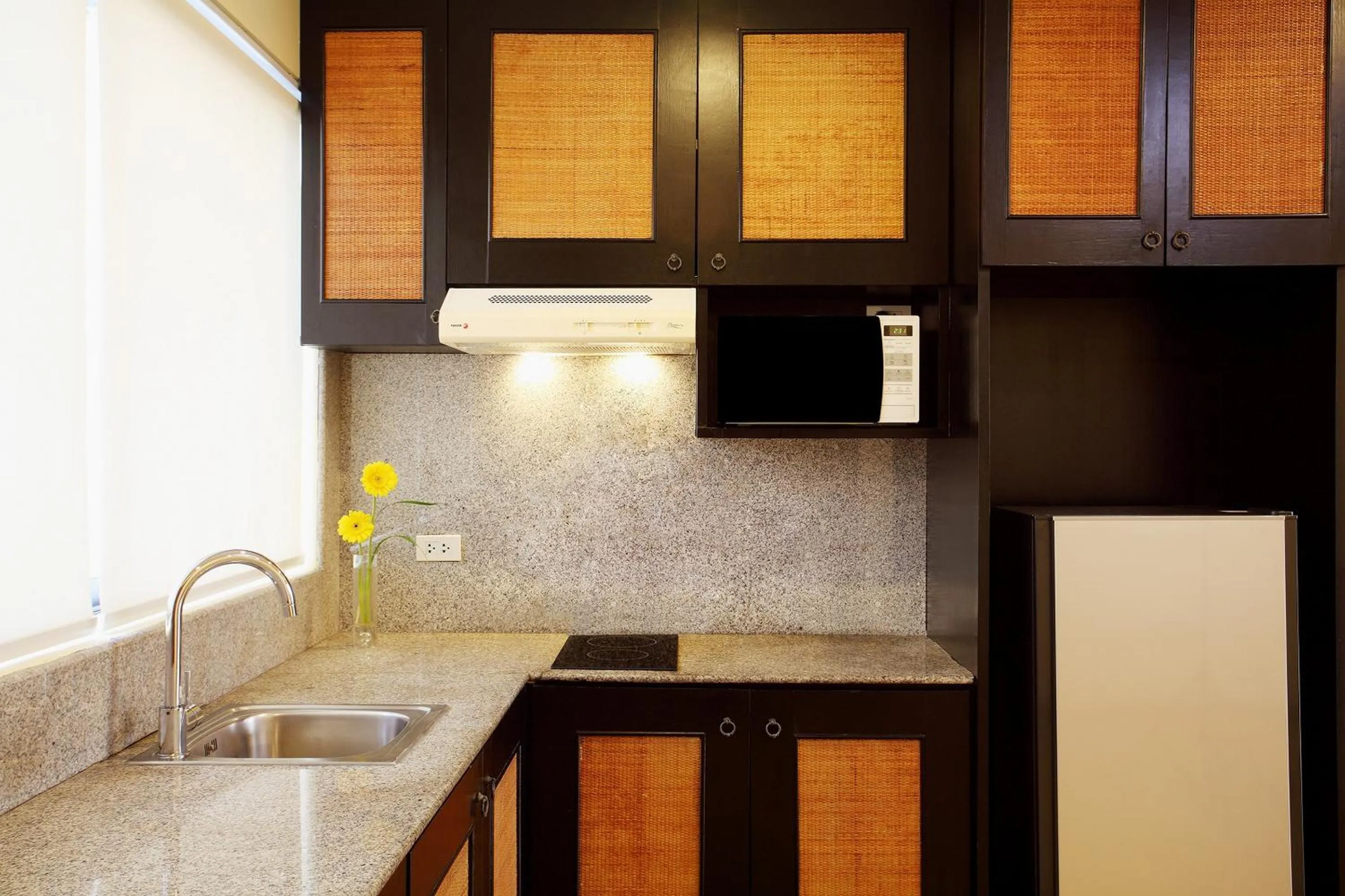 Kitchen or kitchenette in Nova Park Hotel Pattaya