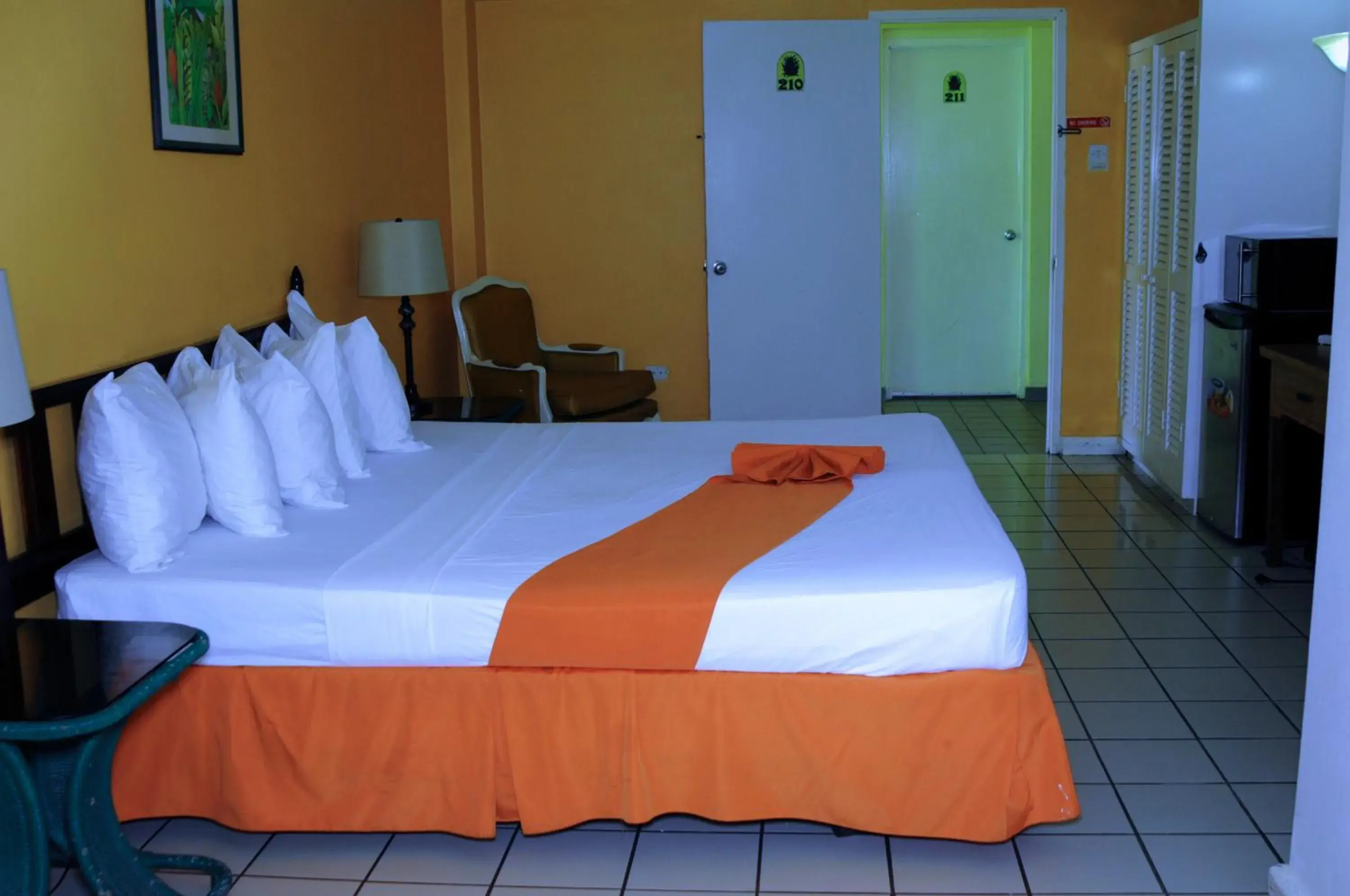 King Room in Pineapple Court Hotel King Room in Pineapple Court Hotel