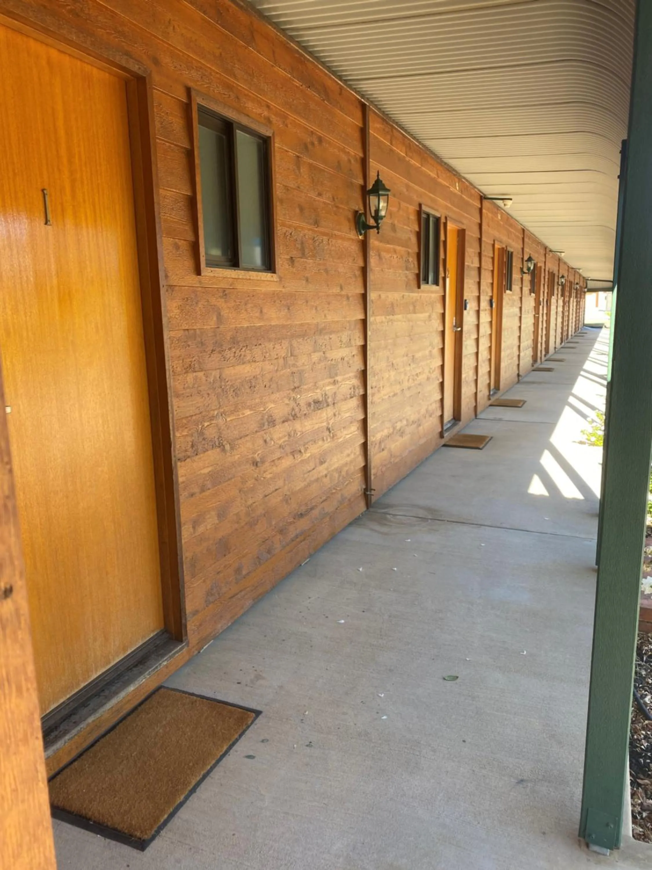 Area and facilities in Deniliquin Country Club Motor Inn