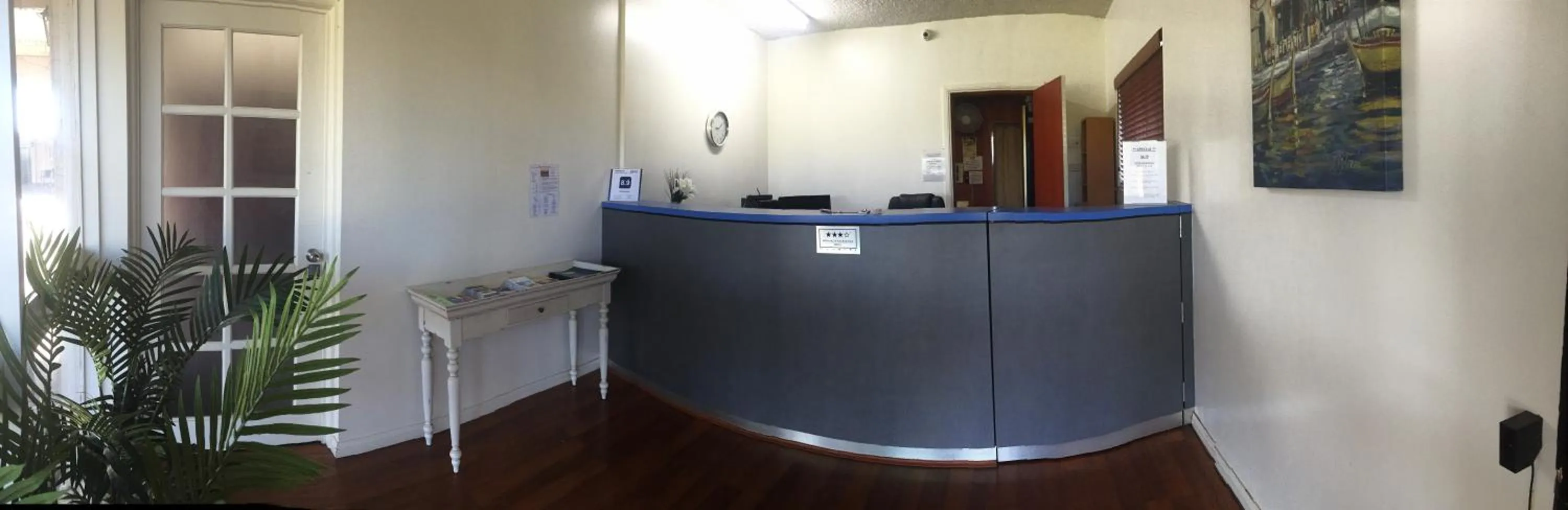 Lobby or reception in Mayfair Motel