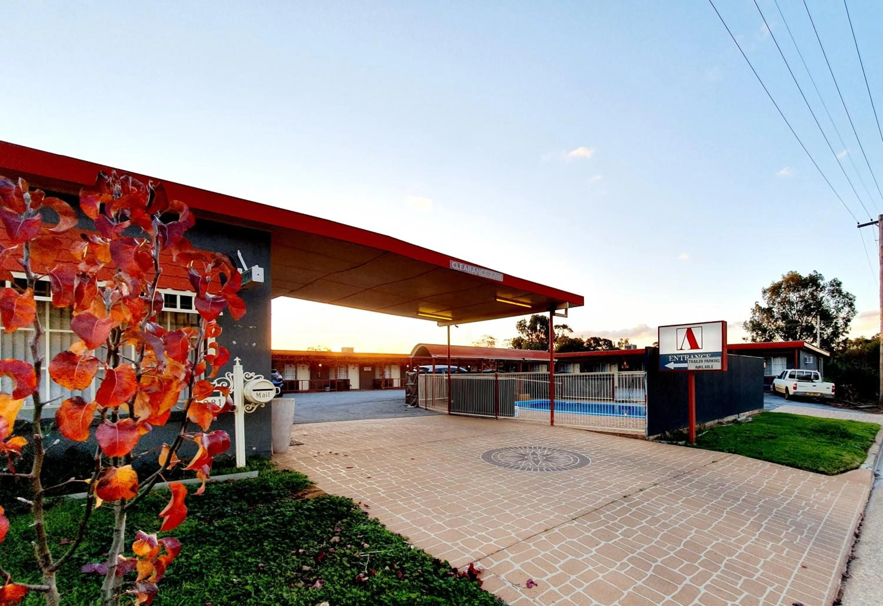 Property building in Ardeanal Motel