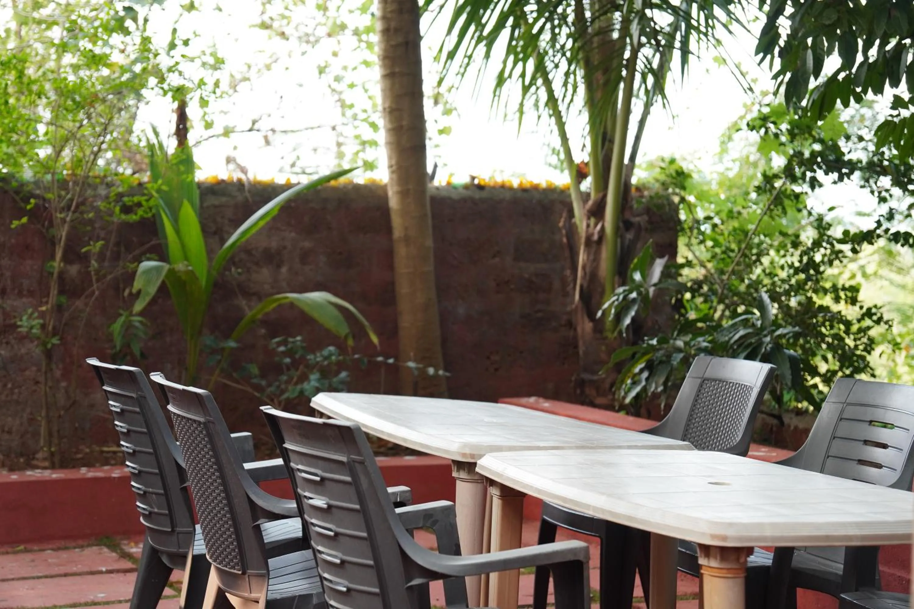 Redstone House by Oxystays Hospitality