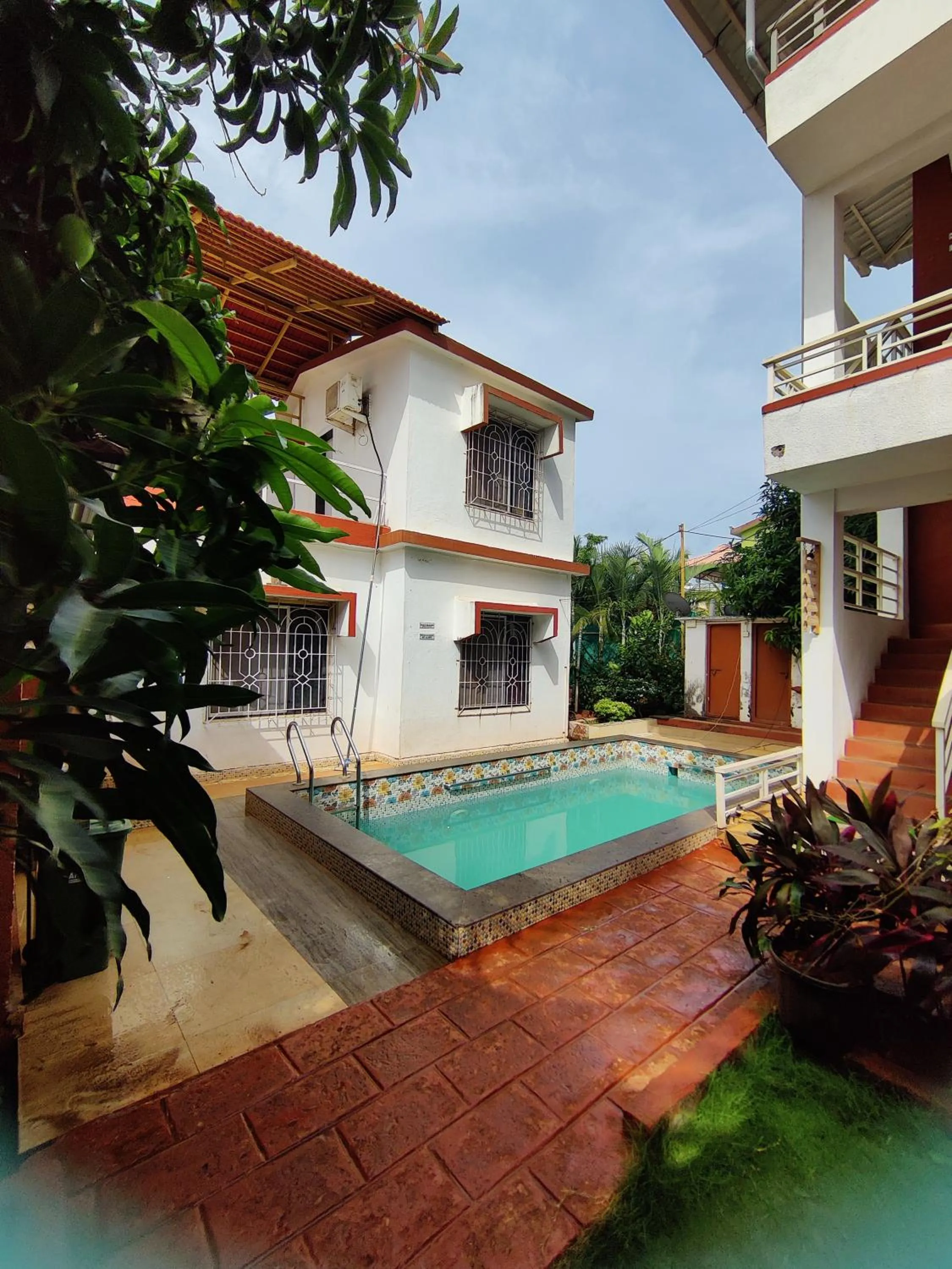 Property building in Redstone House by Oxystays Hospitality