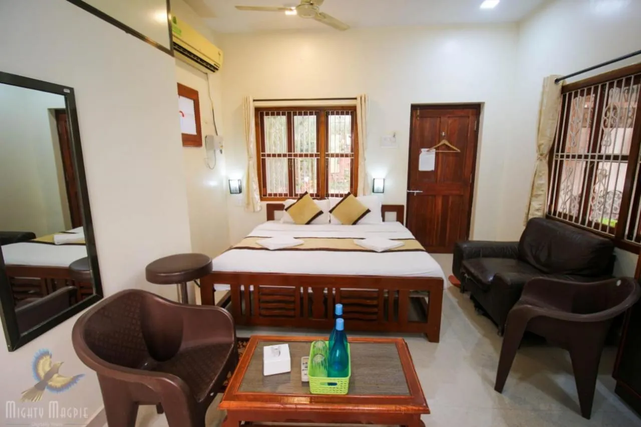 Photo of the whole room, Bed in Redstone House by Oxystays Hospitality