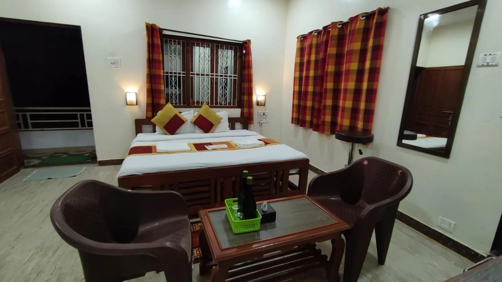 Bed in Redstone House by Oxystays Hospitality