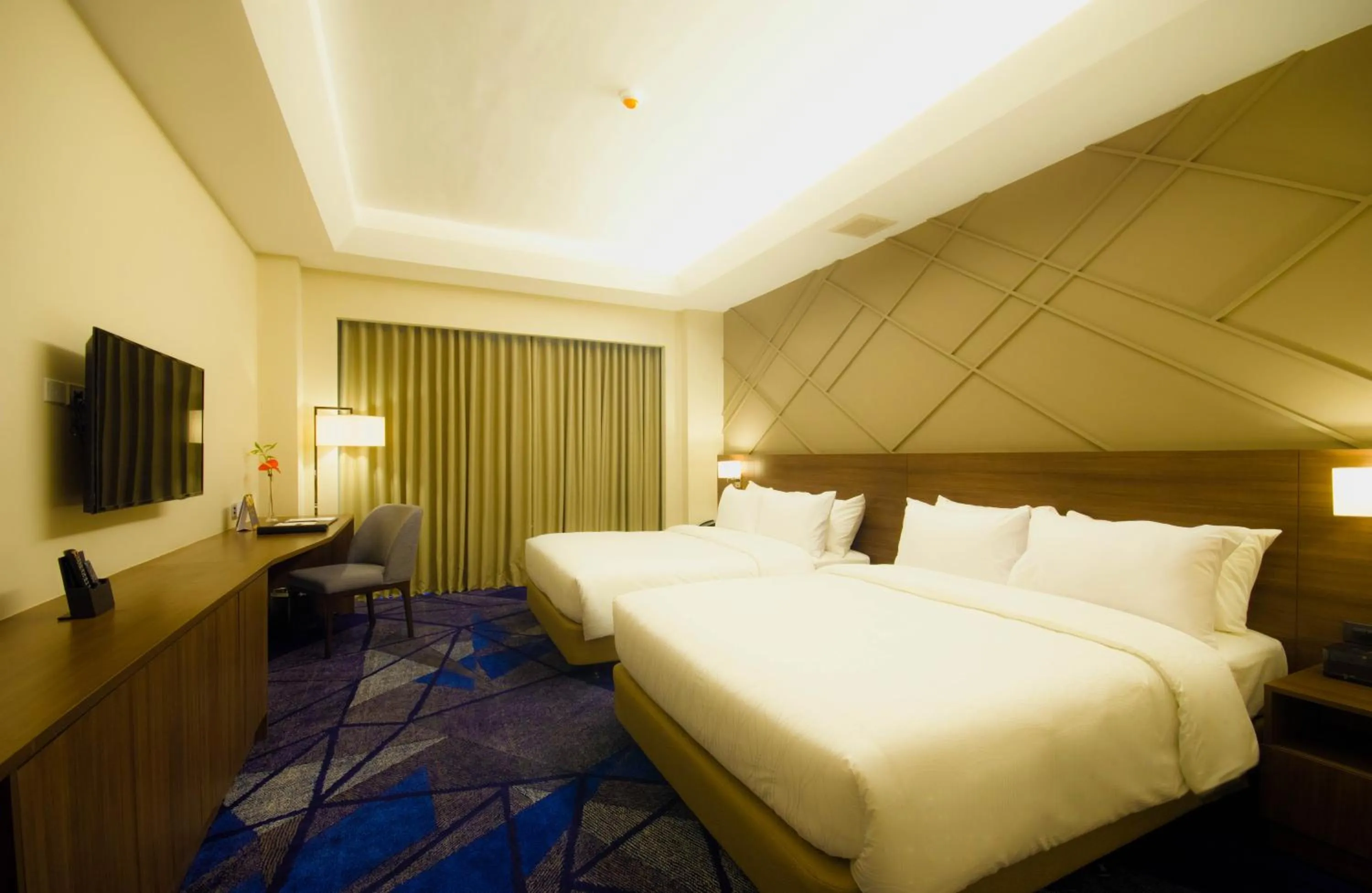 Decorative detail, Bed in Luxent Hotel