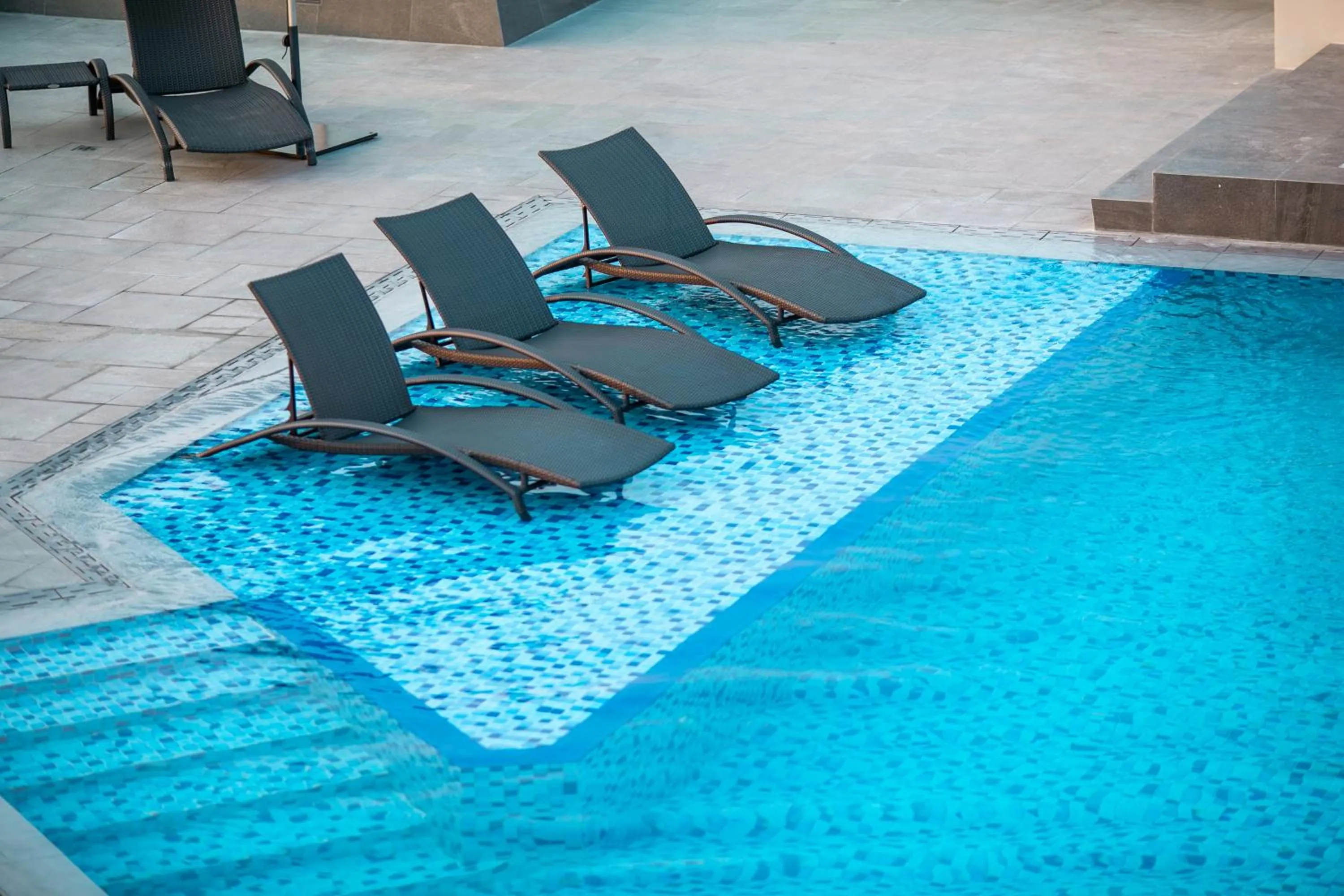 Swimming pool in Luxent Hotel