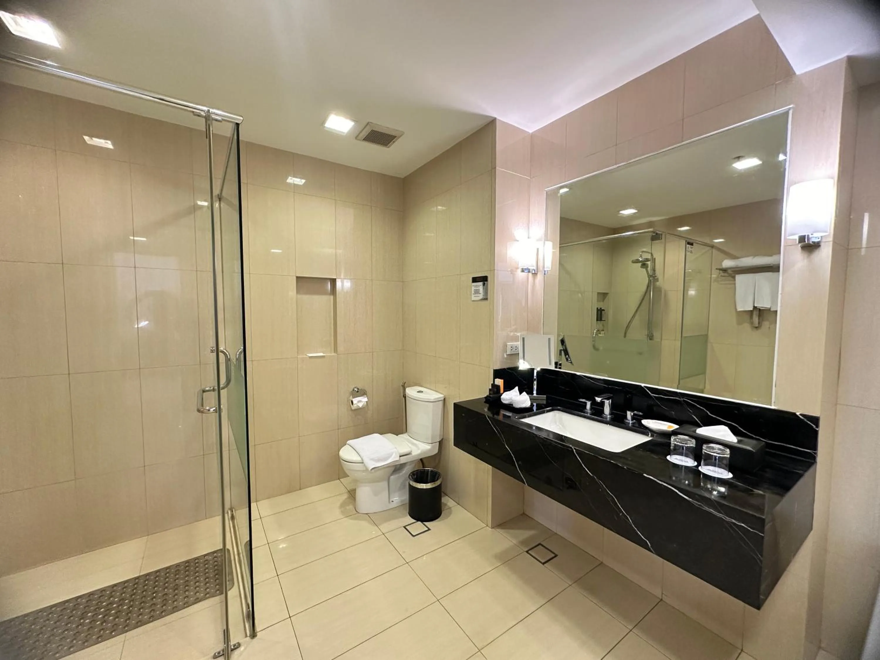 Bathroom in Luxent Hotel