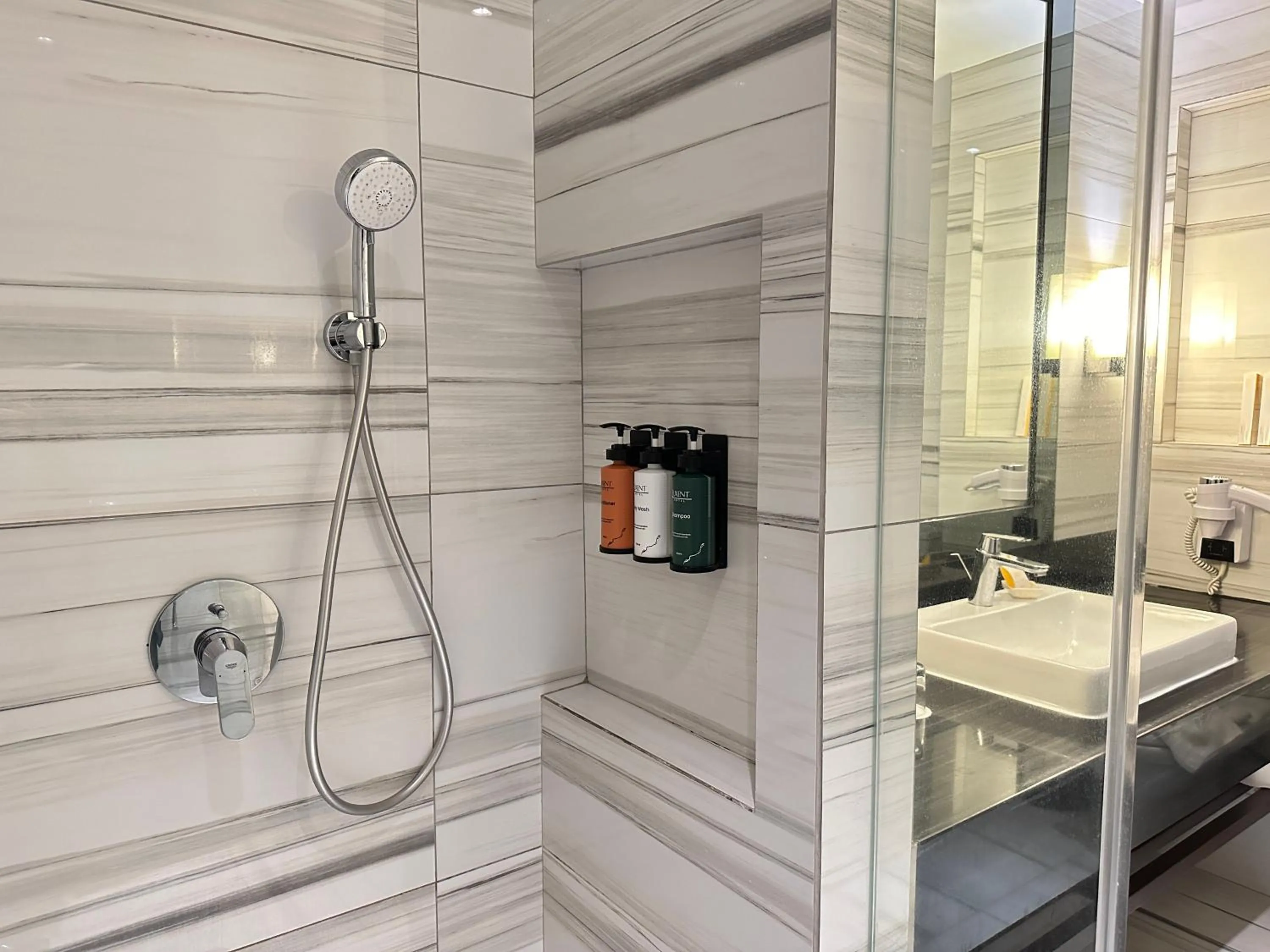 Bathroom in Luxent Hotel