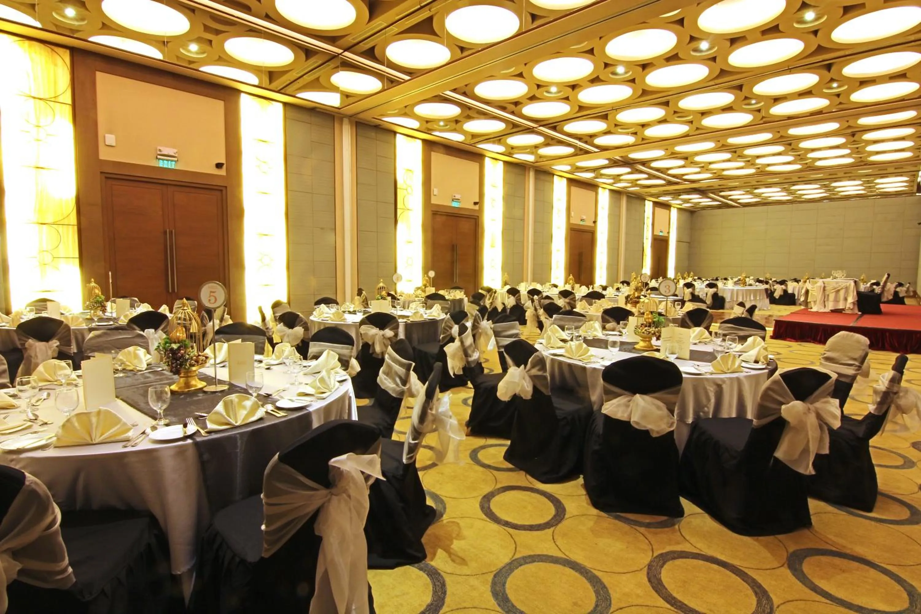Banquet/Function facilities in Luxent Hotel
