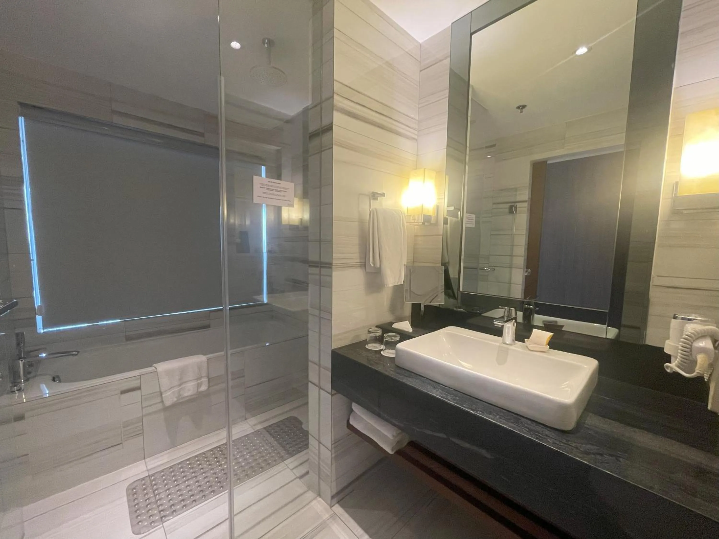 Bathroom in Luxent Hotel