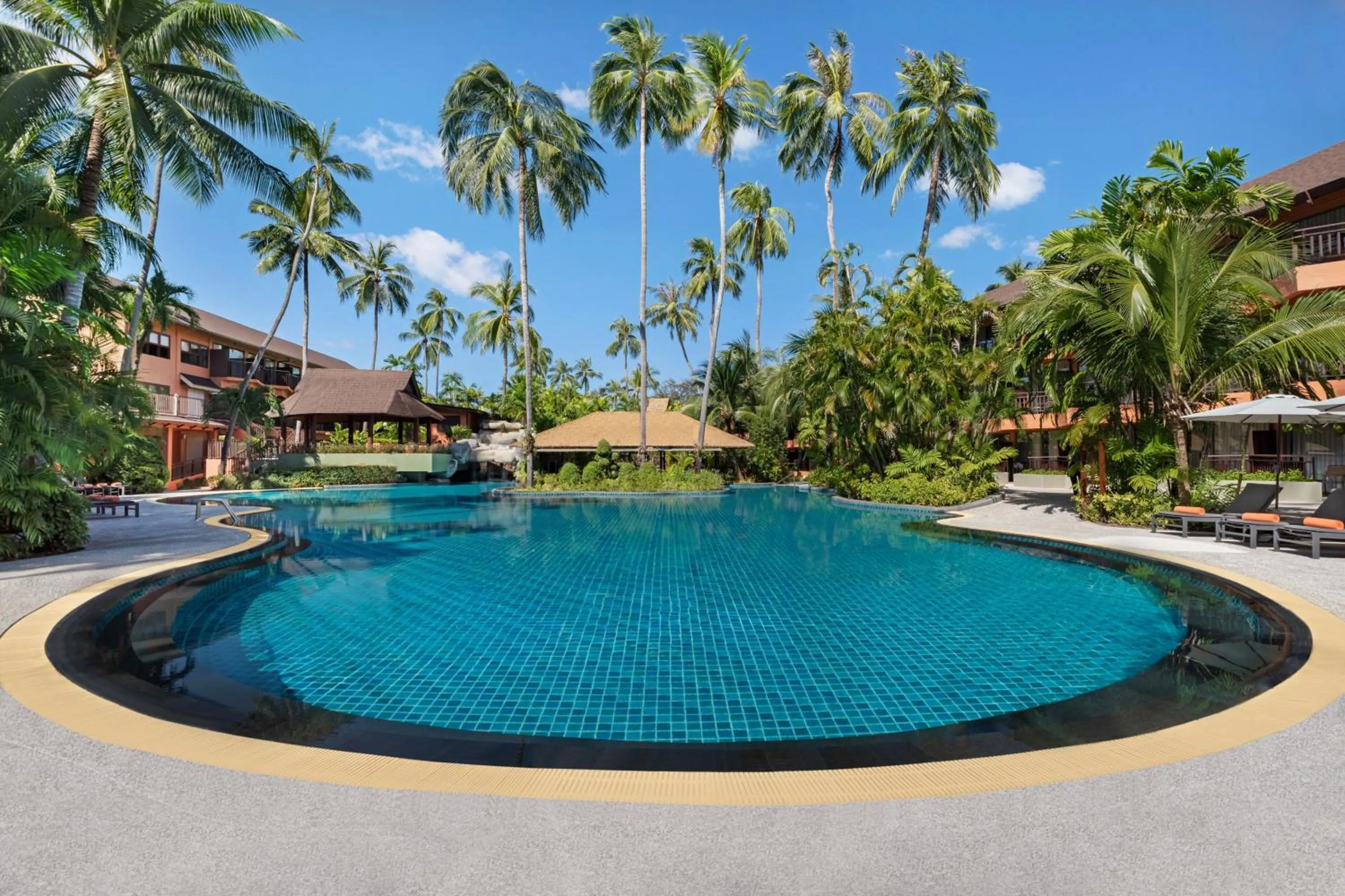 Swimming Pool in Patong Merlin Hotel - SHA Plus