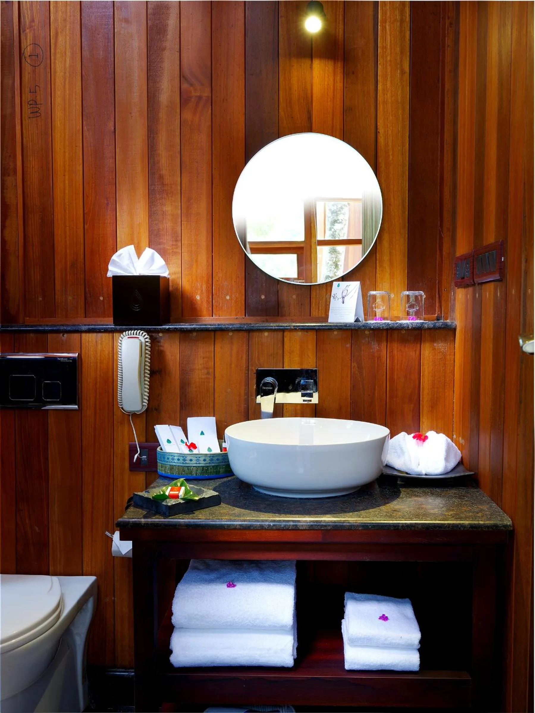 Bathroom in Niraamaya Retreats Cardamom Club