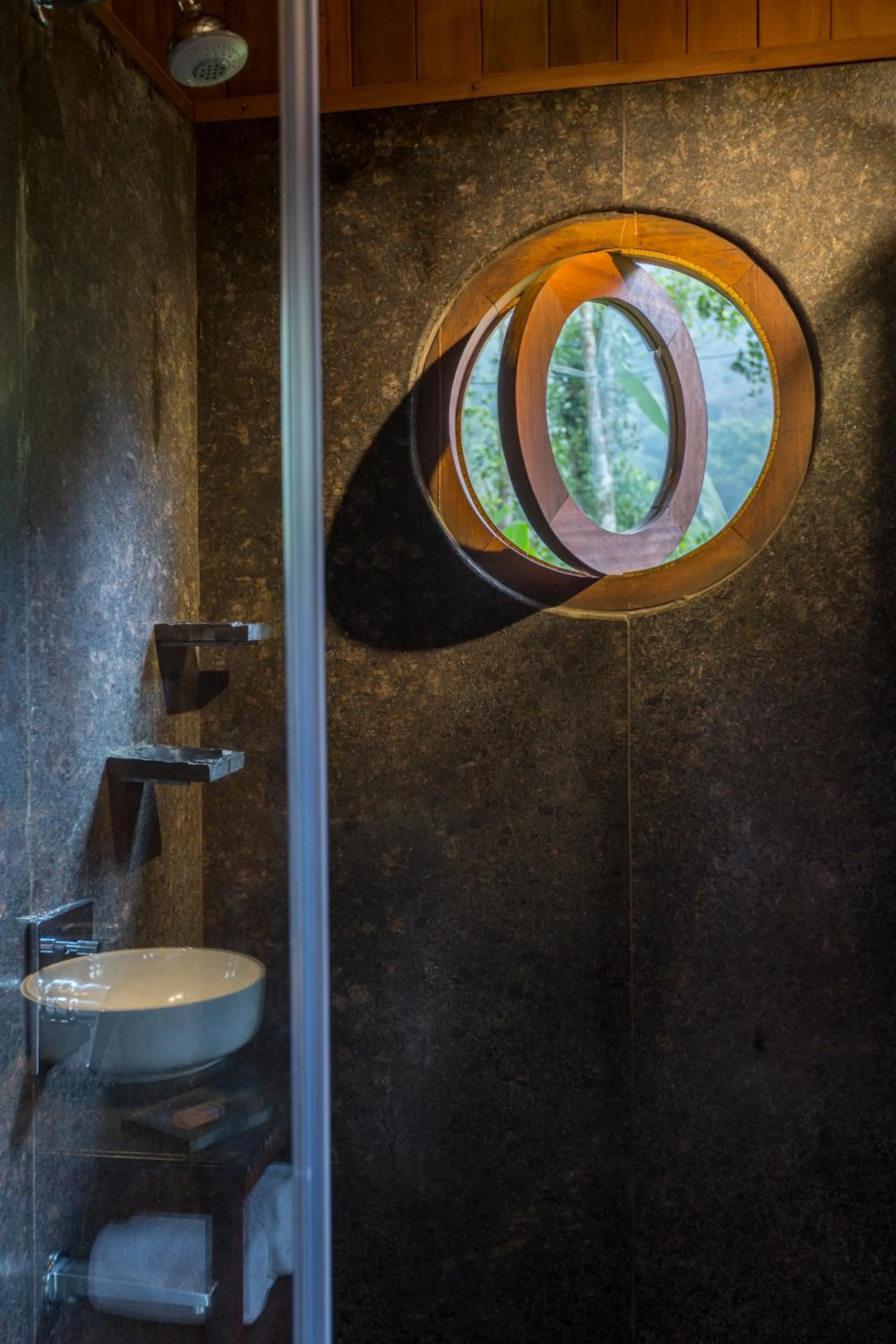 Bathroom in Niraamaya Retreats Cardamom Club