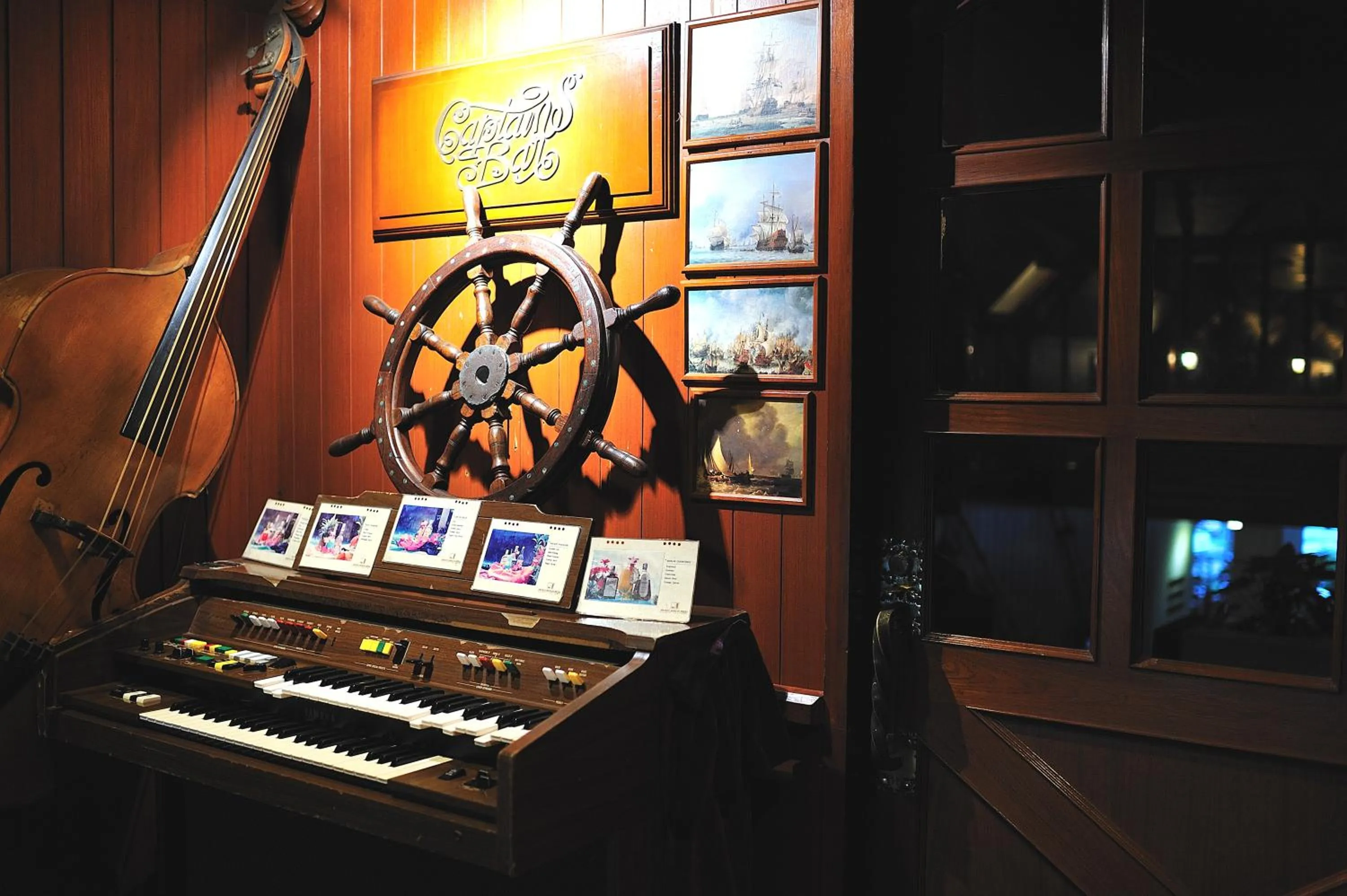 Lounge or bar in Phuket Merlin Hotel