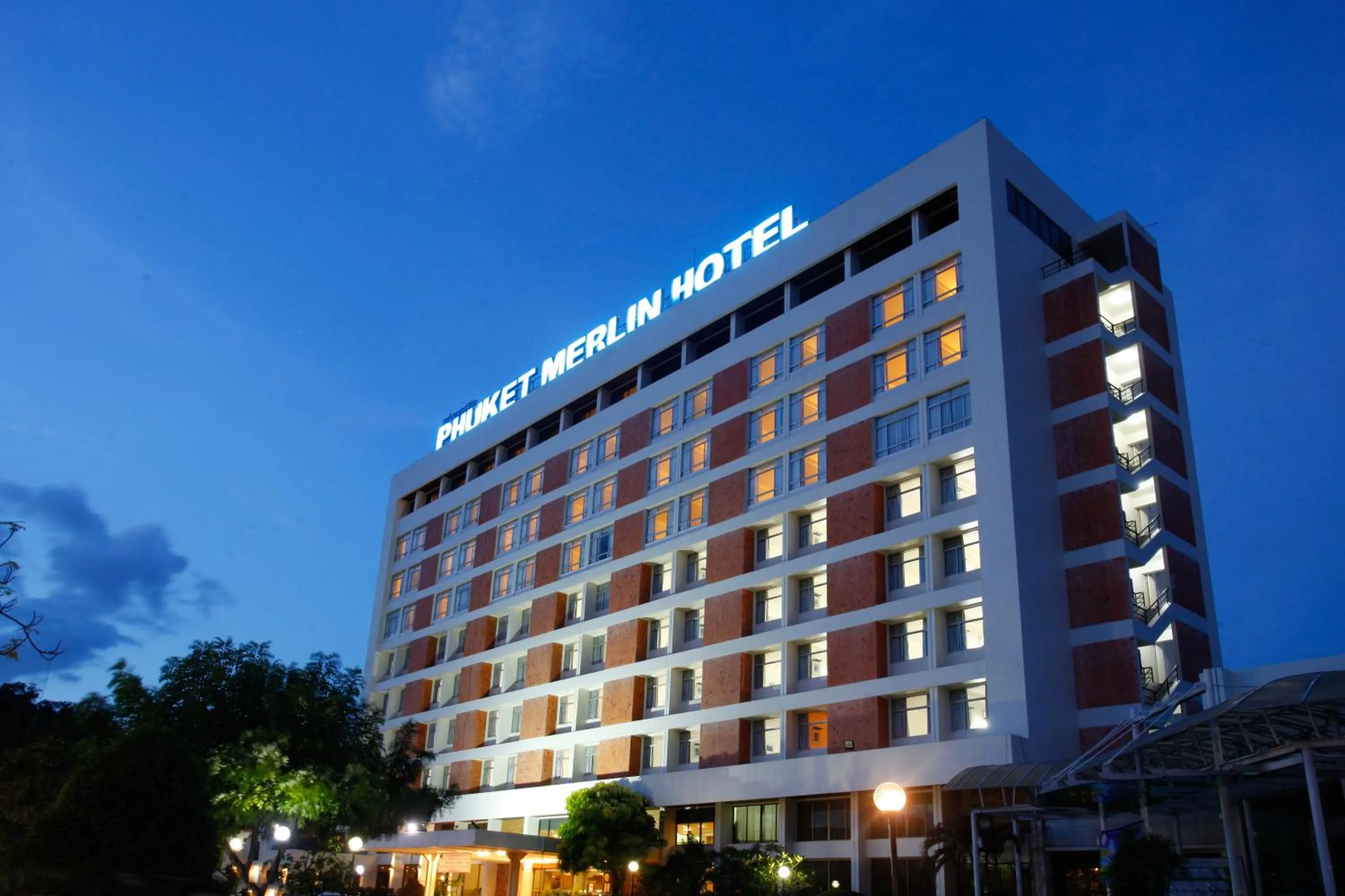 Property building in Phuket Merlin Hotel