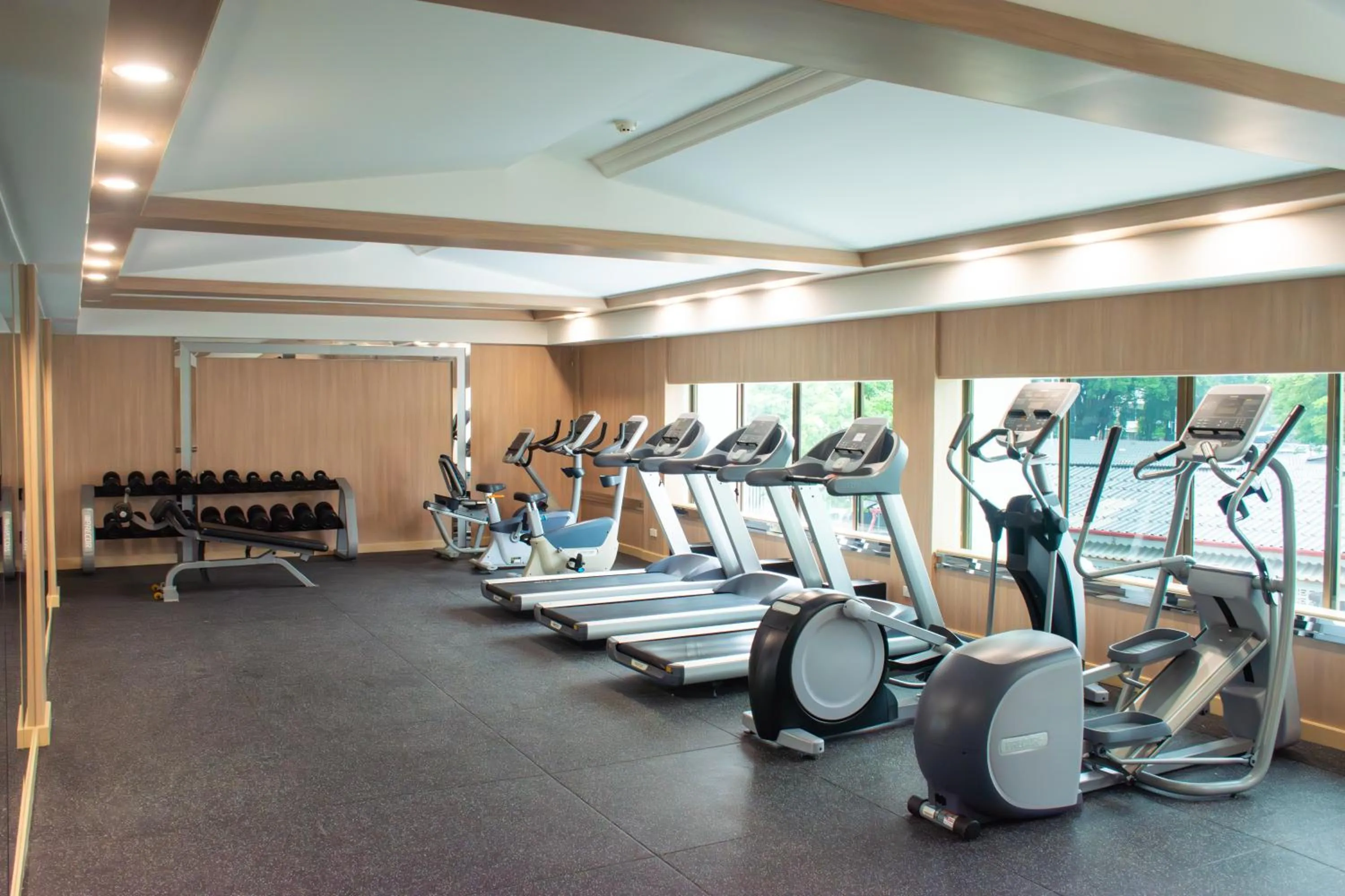 Fitness centre/facilities in Phuket Merlin Hotel