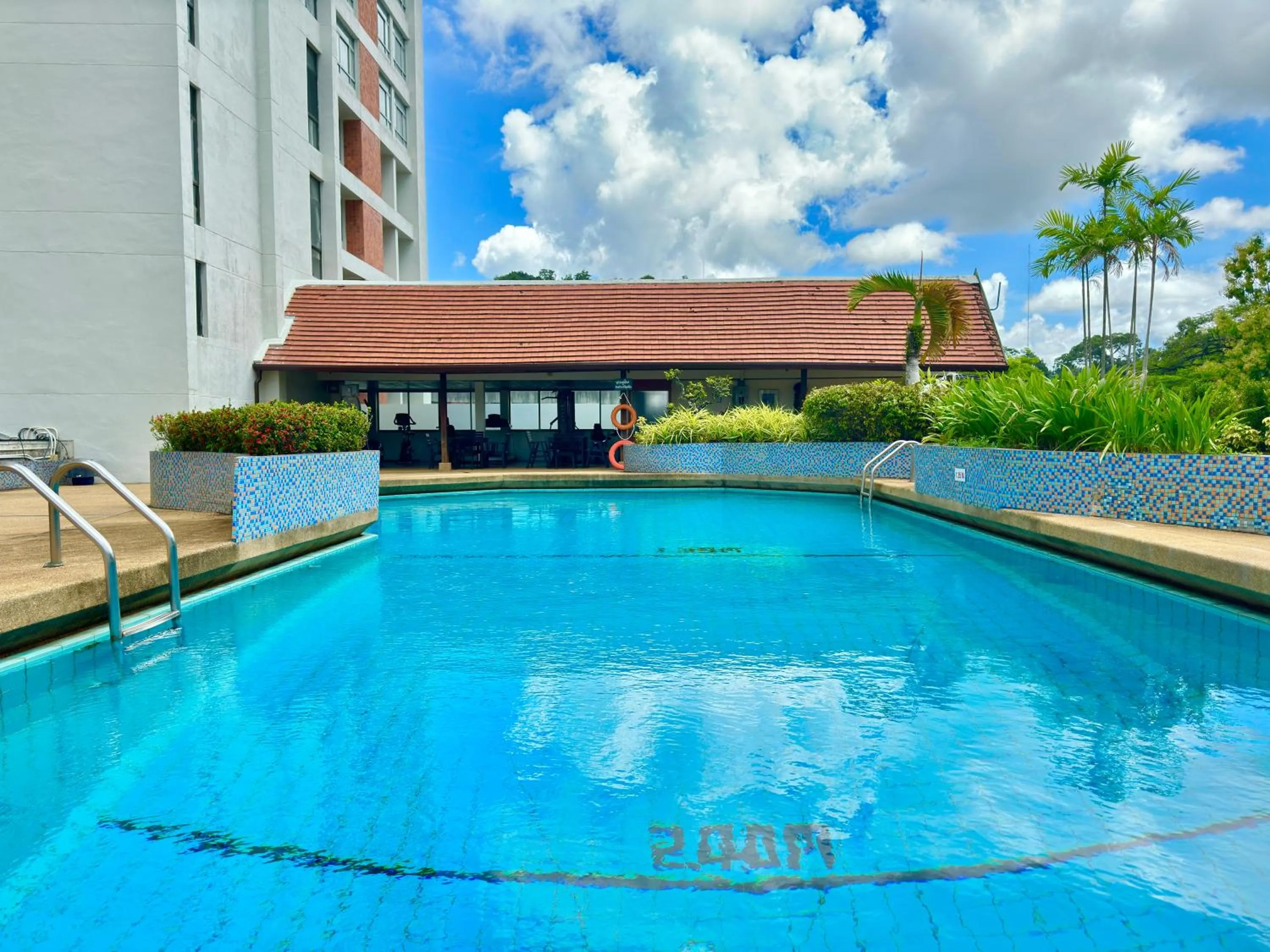 Fitness centre/facilities in Phuket Merlin Hotel