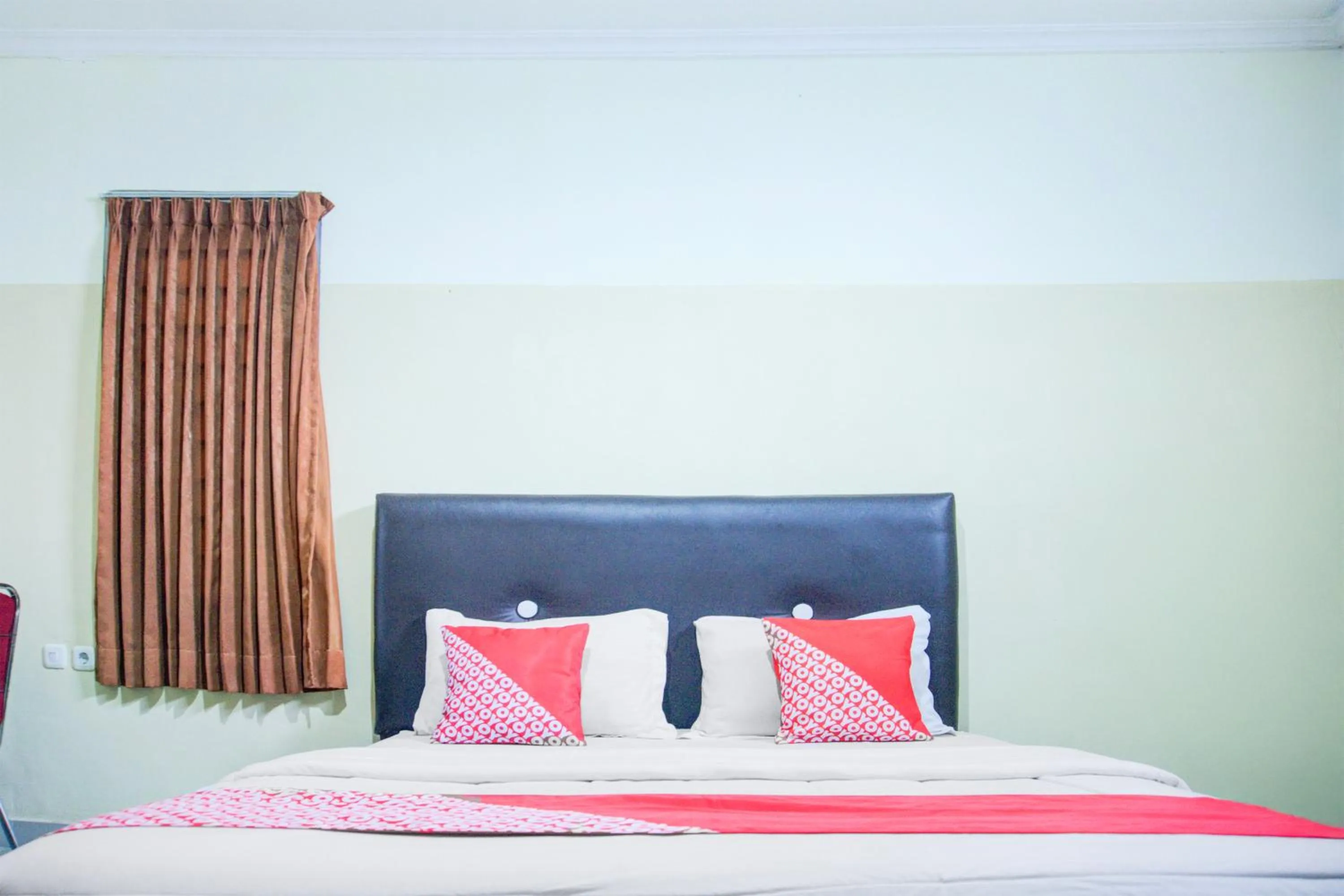 Bed in Hotel O Angkatan 45 Near Istana Gubernur Formerly Maleo Hotel