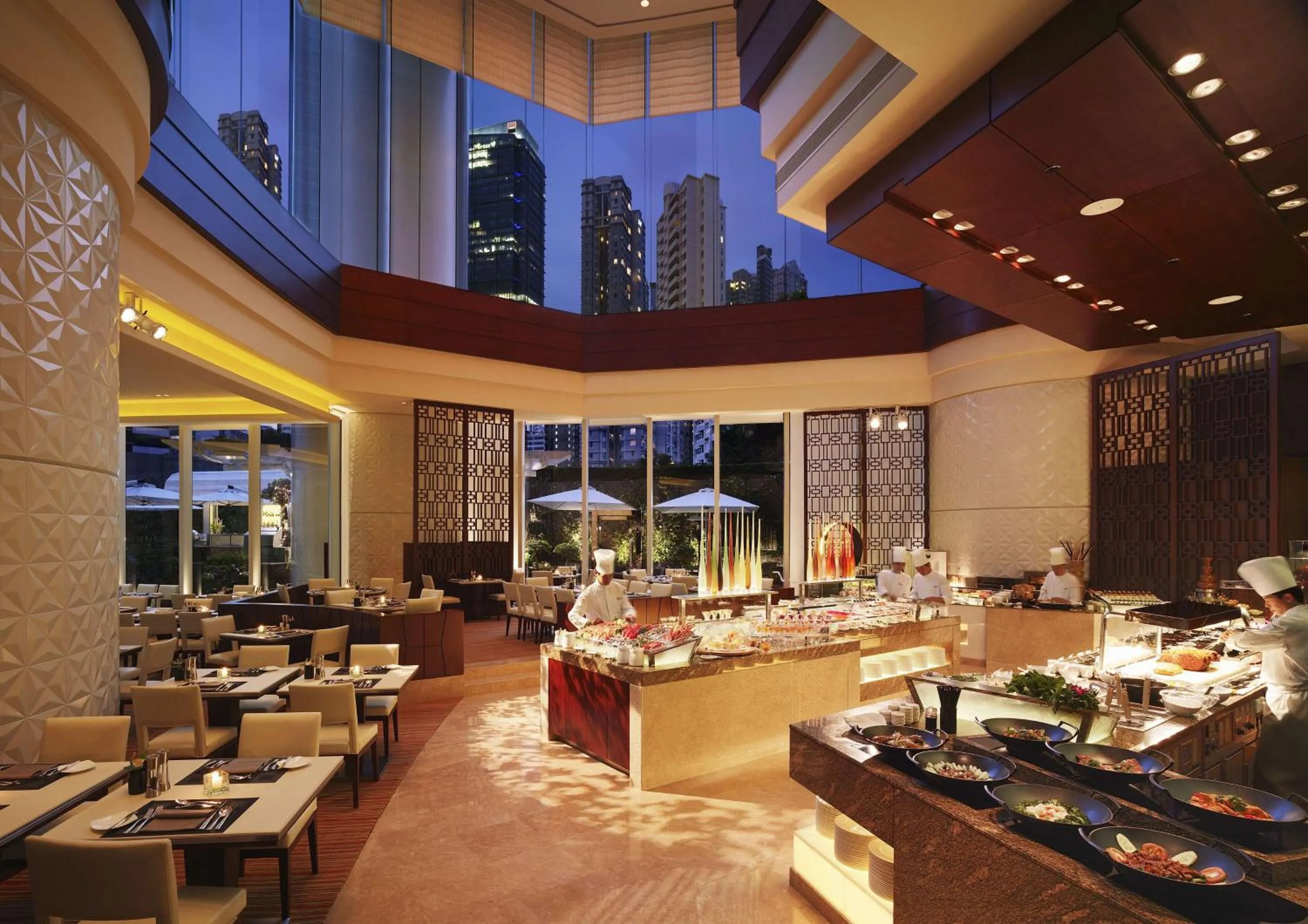 Restaurant/places to eat in Conrad Hong Kong