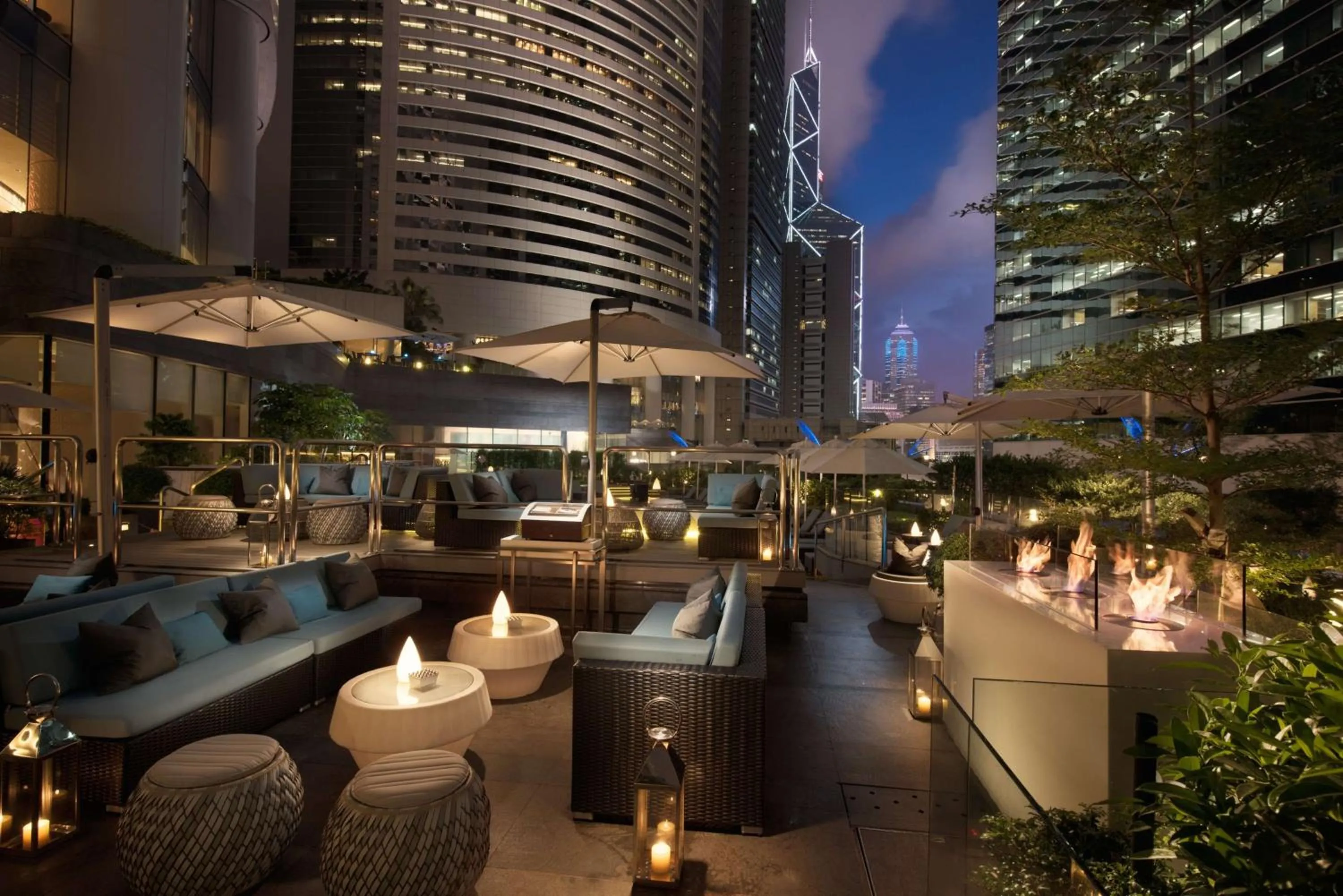 Restaurant/places to eat in Conrad Hong Kong