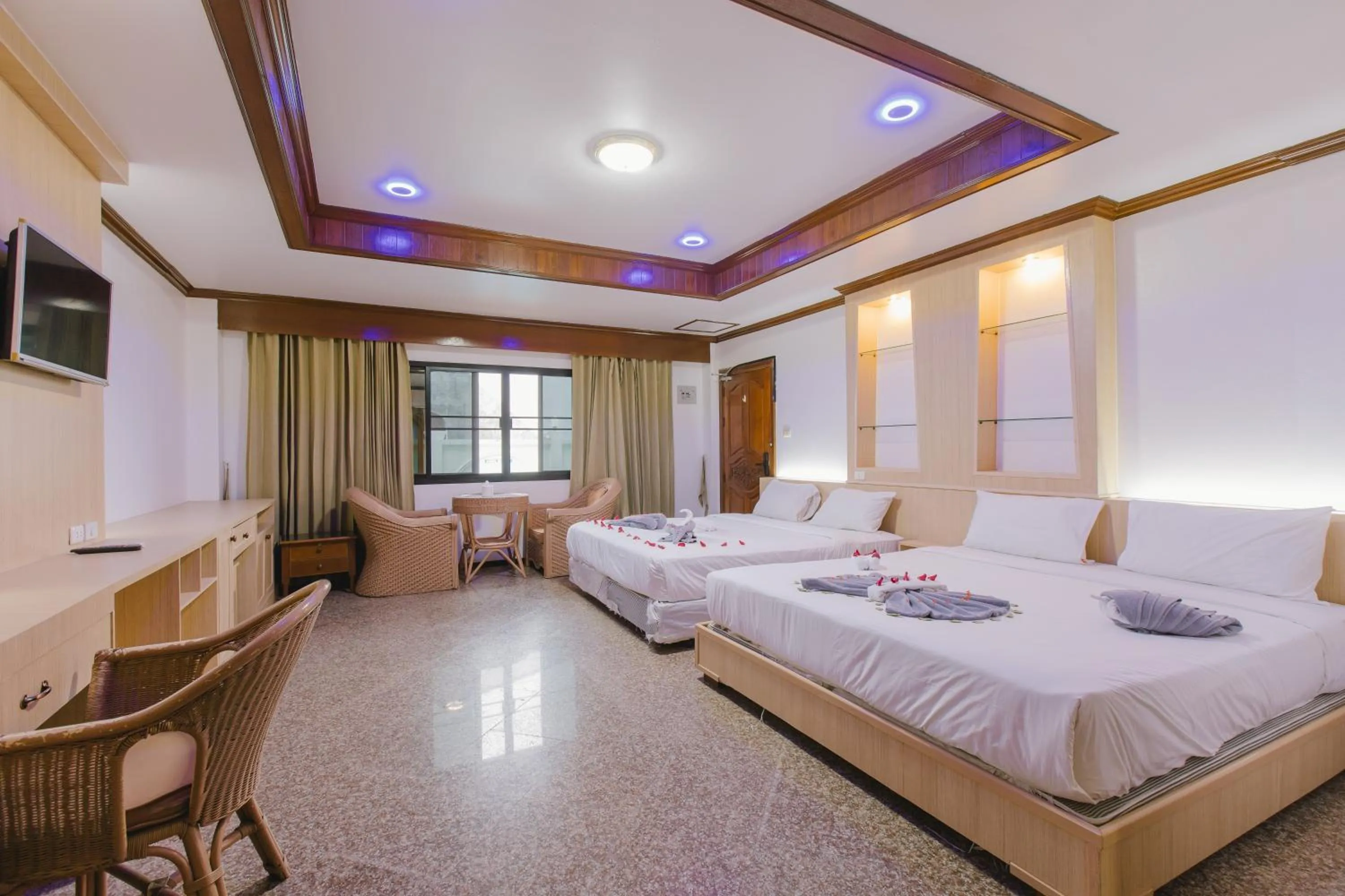 Photo of the whole room, Bed in Royal Prince Residence, Patong Beach