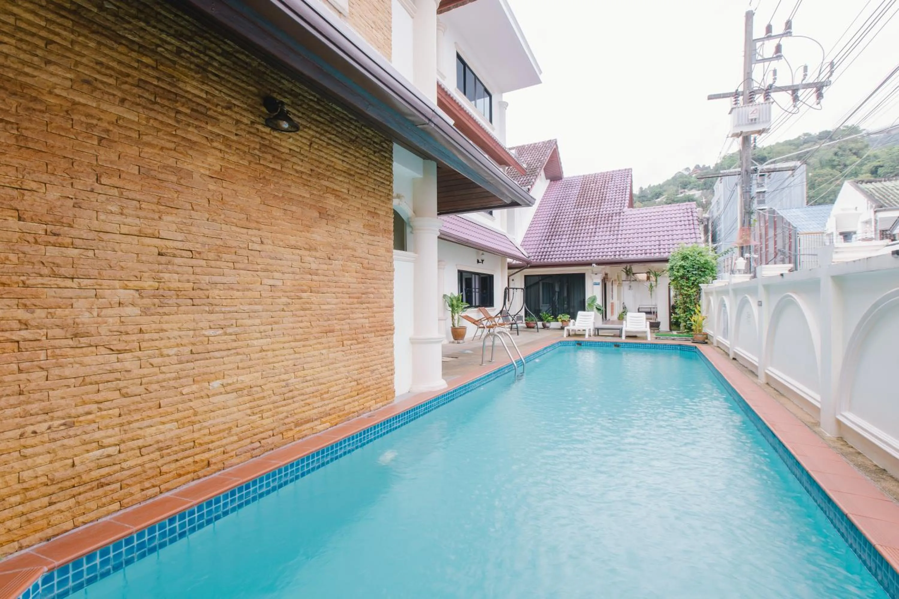 Swimming pool in Royal Prince Residence, Patong Beach