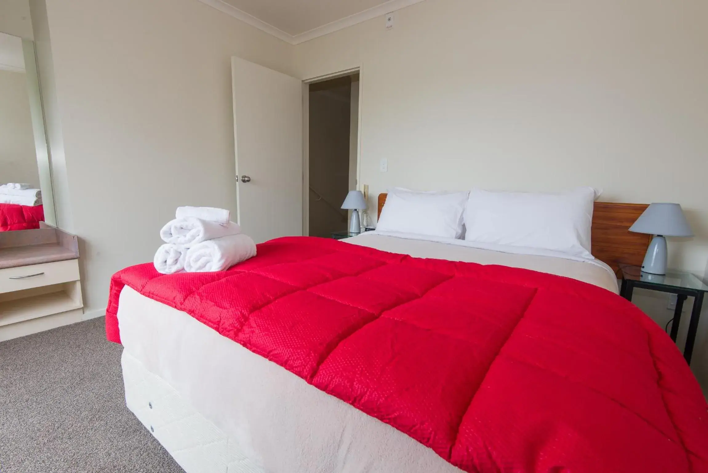 Family One-Bedroom Apartment in Hamilton Settlers Motor lodge Family One-Bedroom Apartment in Hamilton Settlers Motor lodge