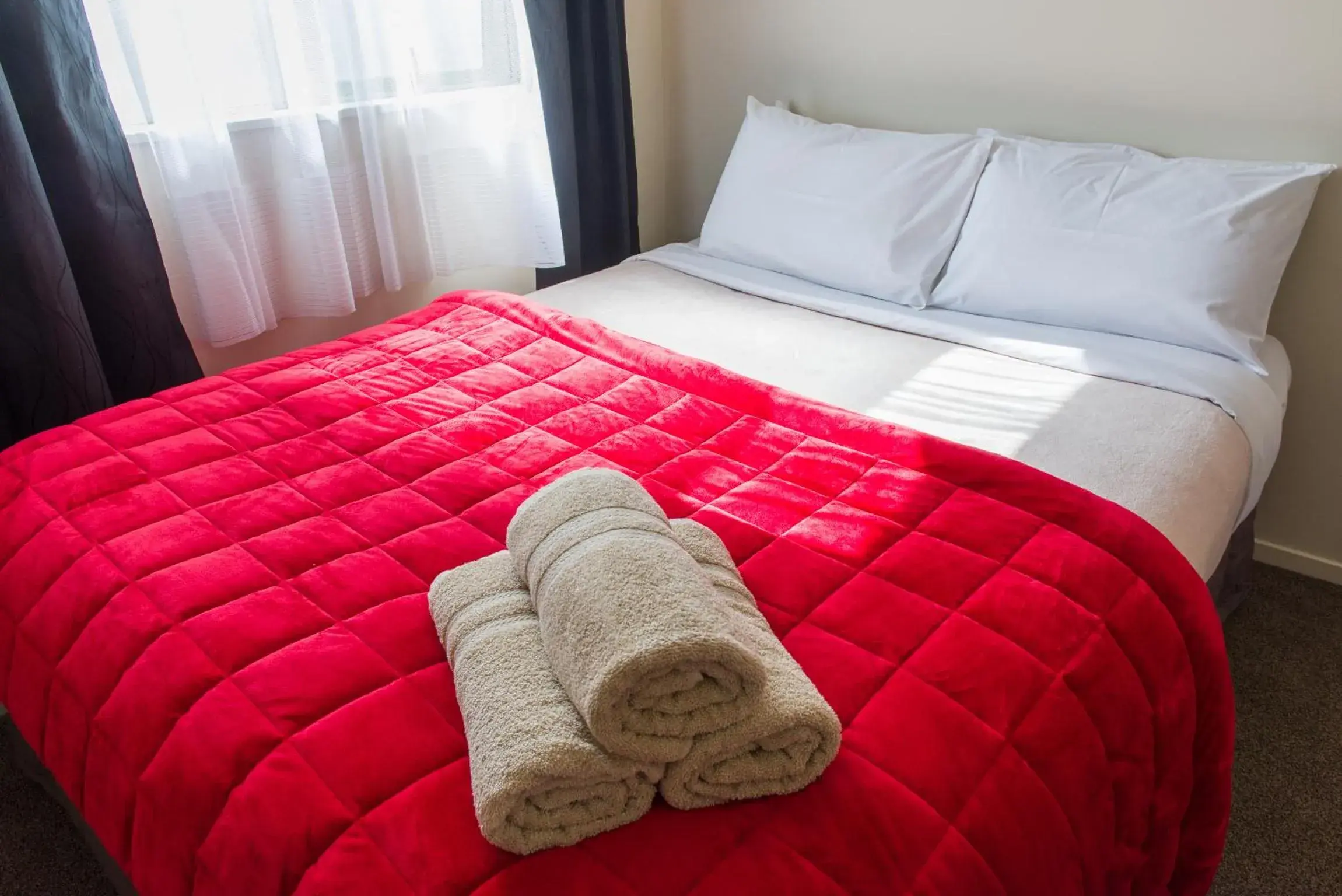 Two-Bedroom Loft Apartment in Hamilton Settlers Motor lodge Two-Bedroom Loft Apartment in Hamilton Settlers Motor lodge