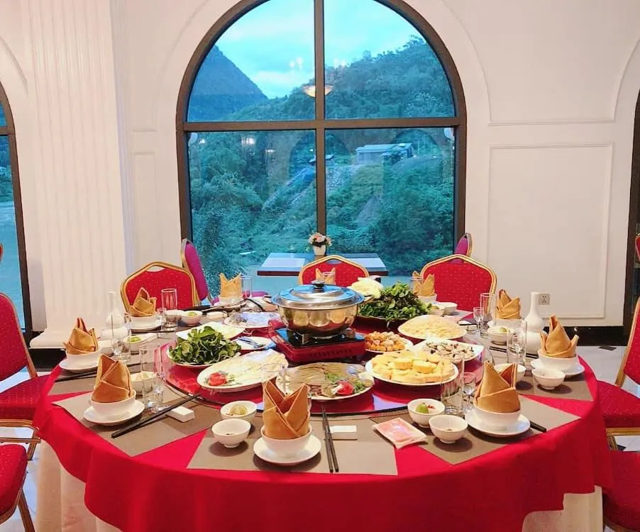 Food and drinks in Phoenix Hotel Hà Giang