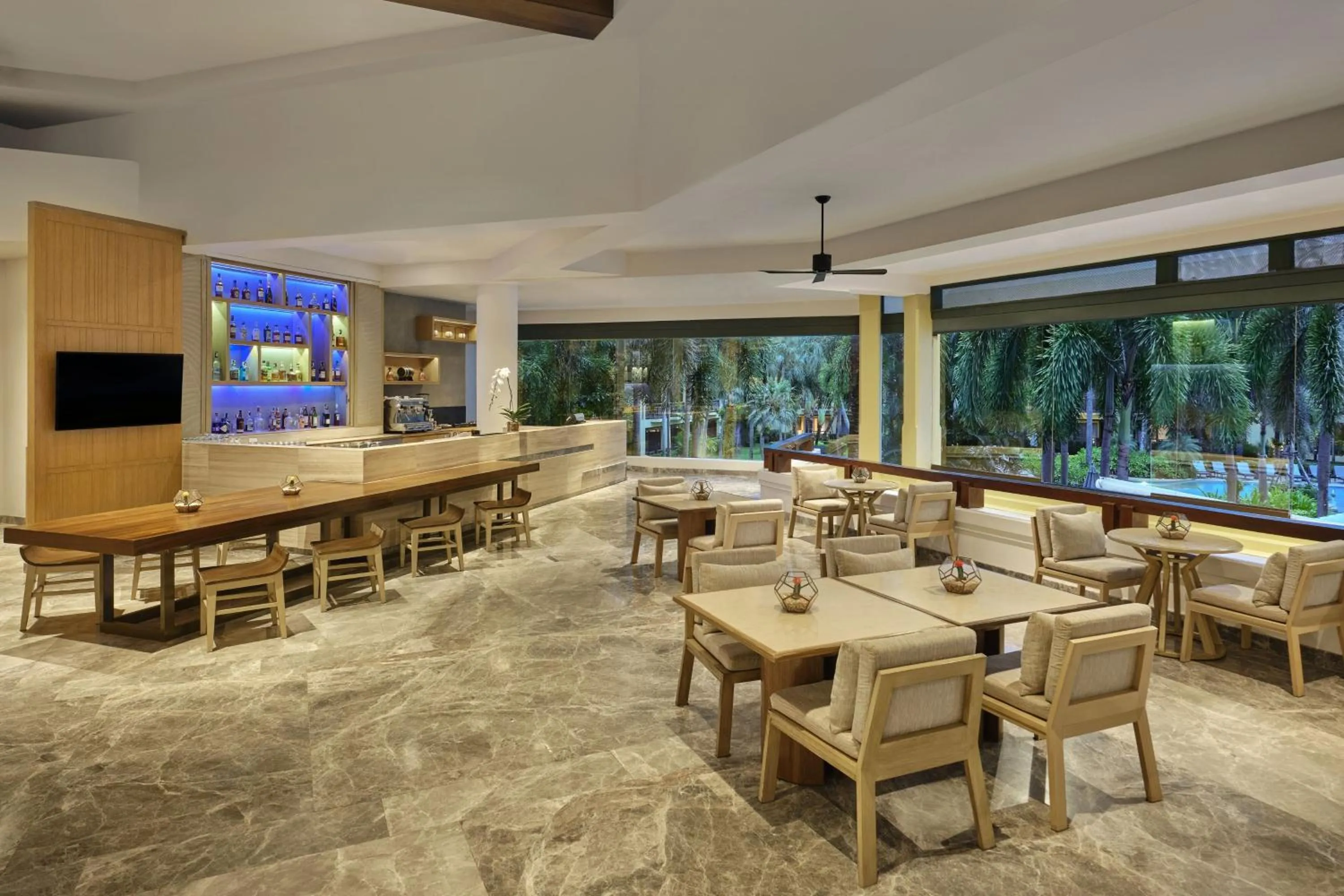 Lobby or reception in Phuket Marriott Resort & Spa, Merlin Beach