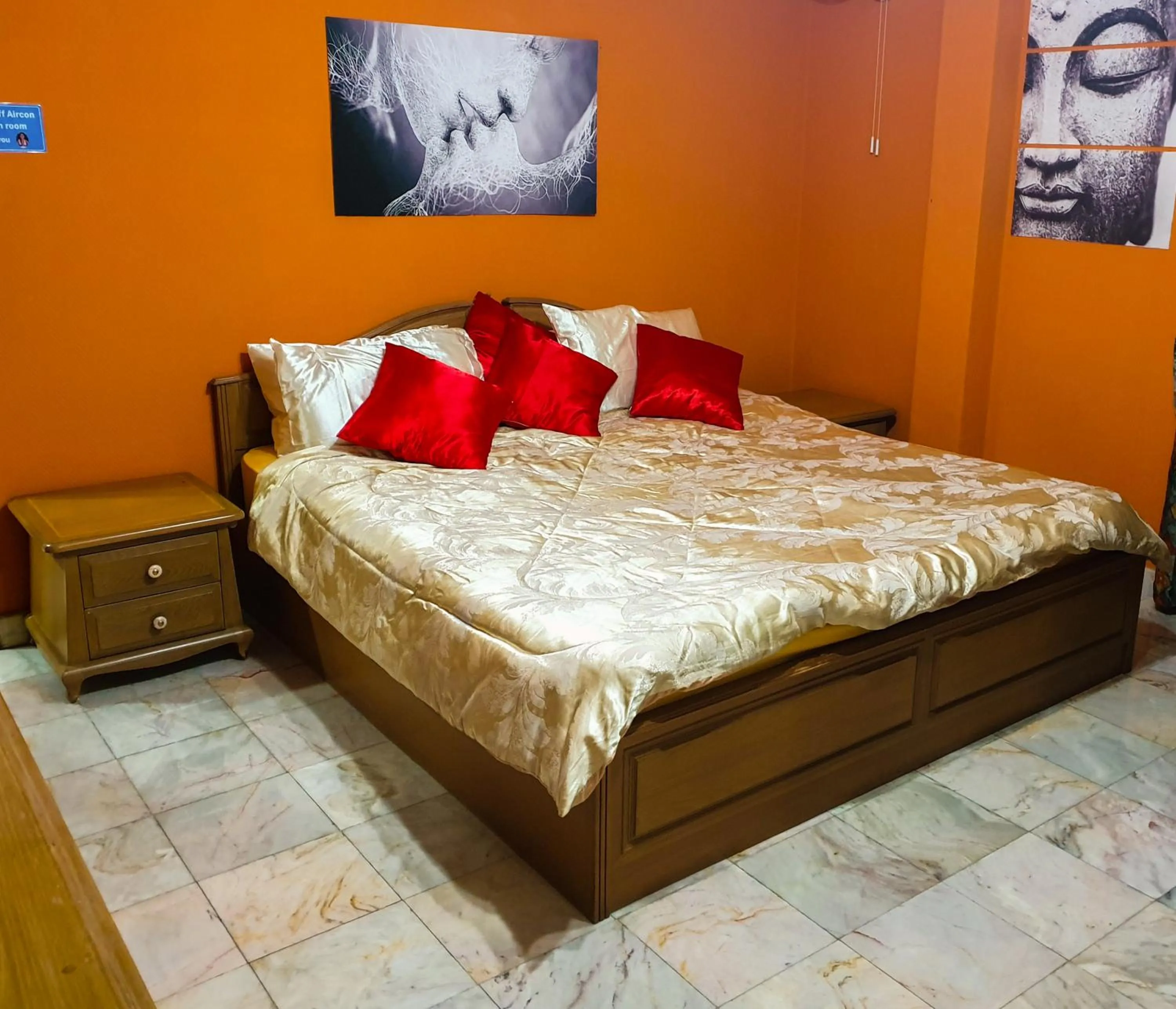 Bed in Siri Villas Pattaya