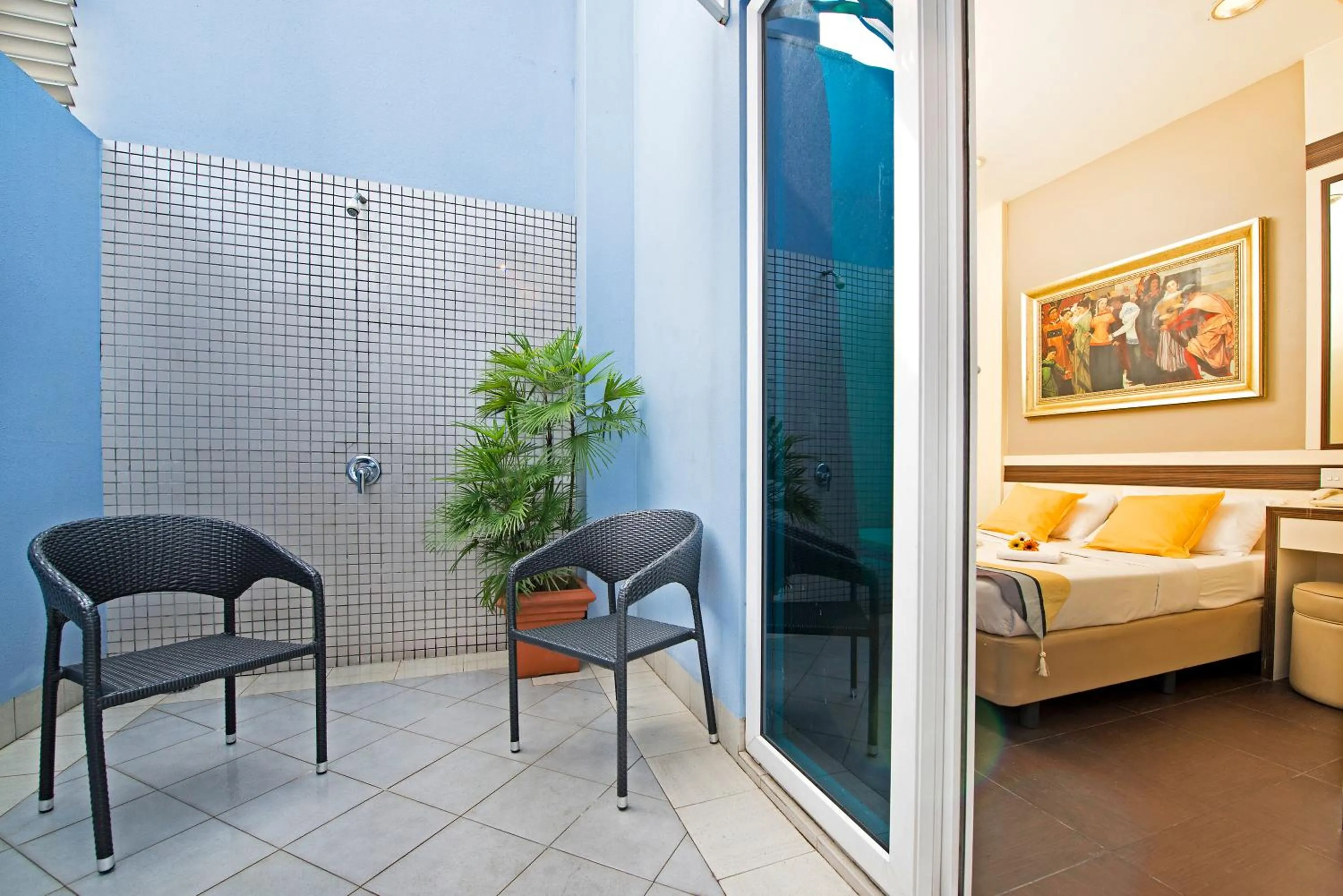 Seating area, Bed in Hotel 81 Bugis