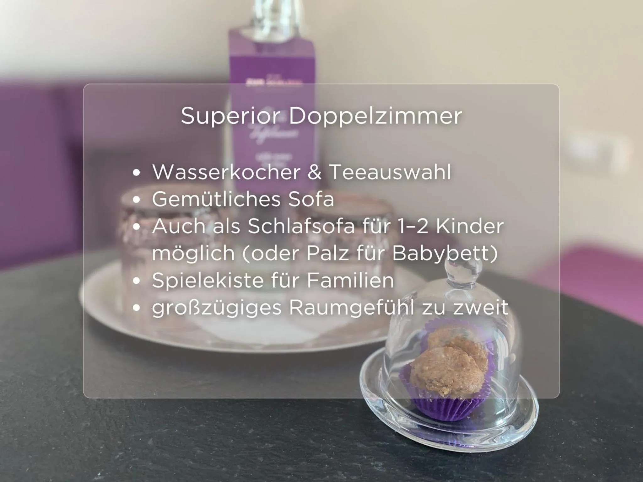 Text overlay in ZUM SCHLOSS - Boutique-Hotel