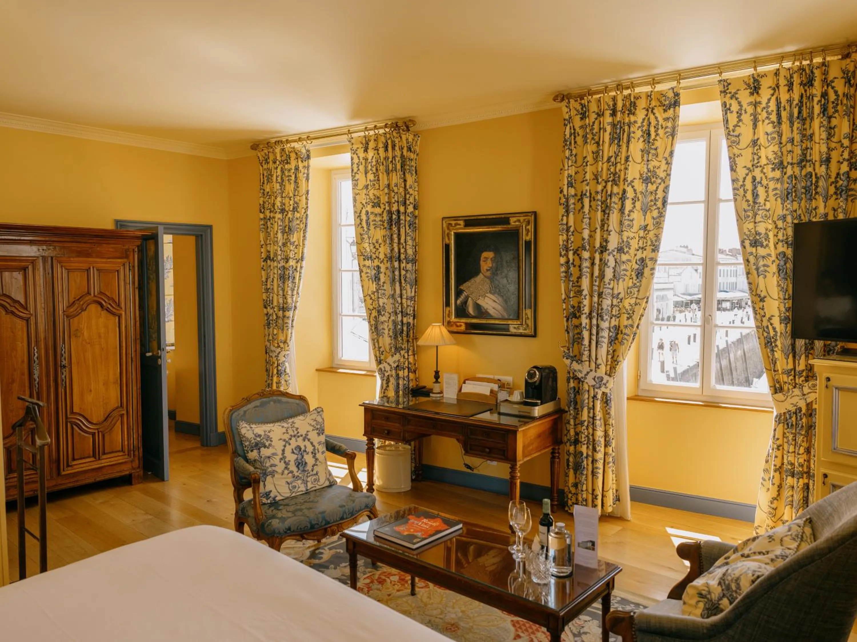 Bedroom, Bed in Hôtel de Toiras