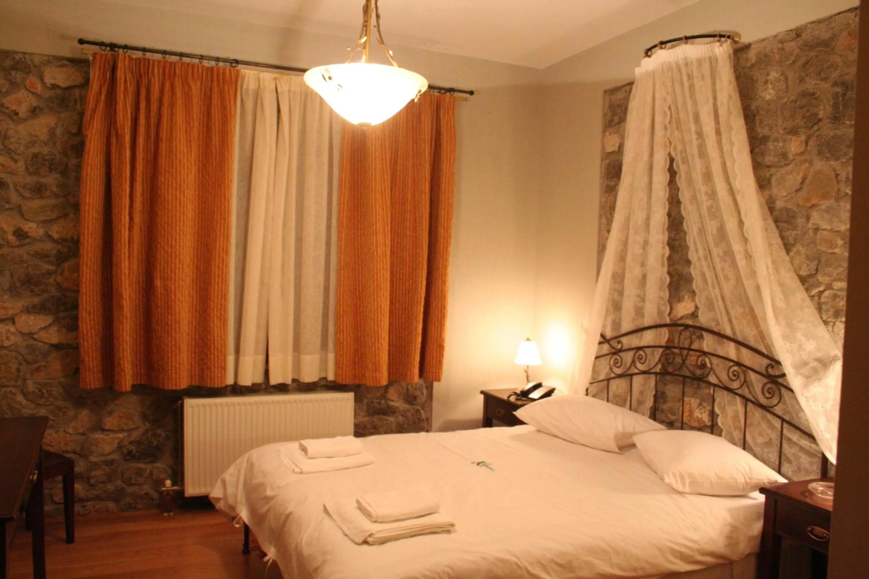 Bed in Karyatis Resort