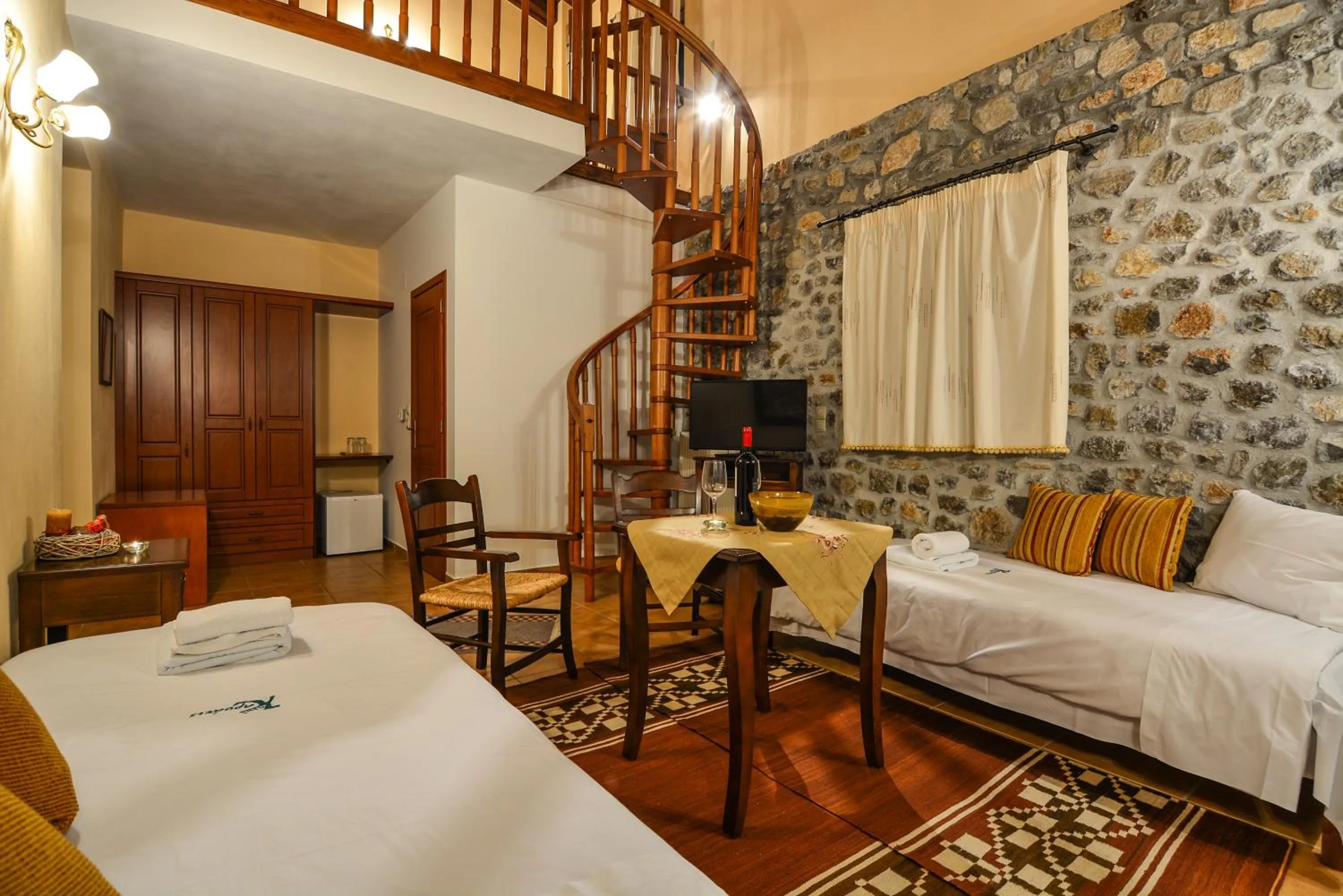 Photo of the whole room, Bed in Karyatis Resort