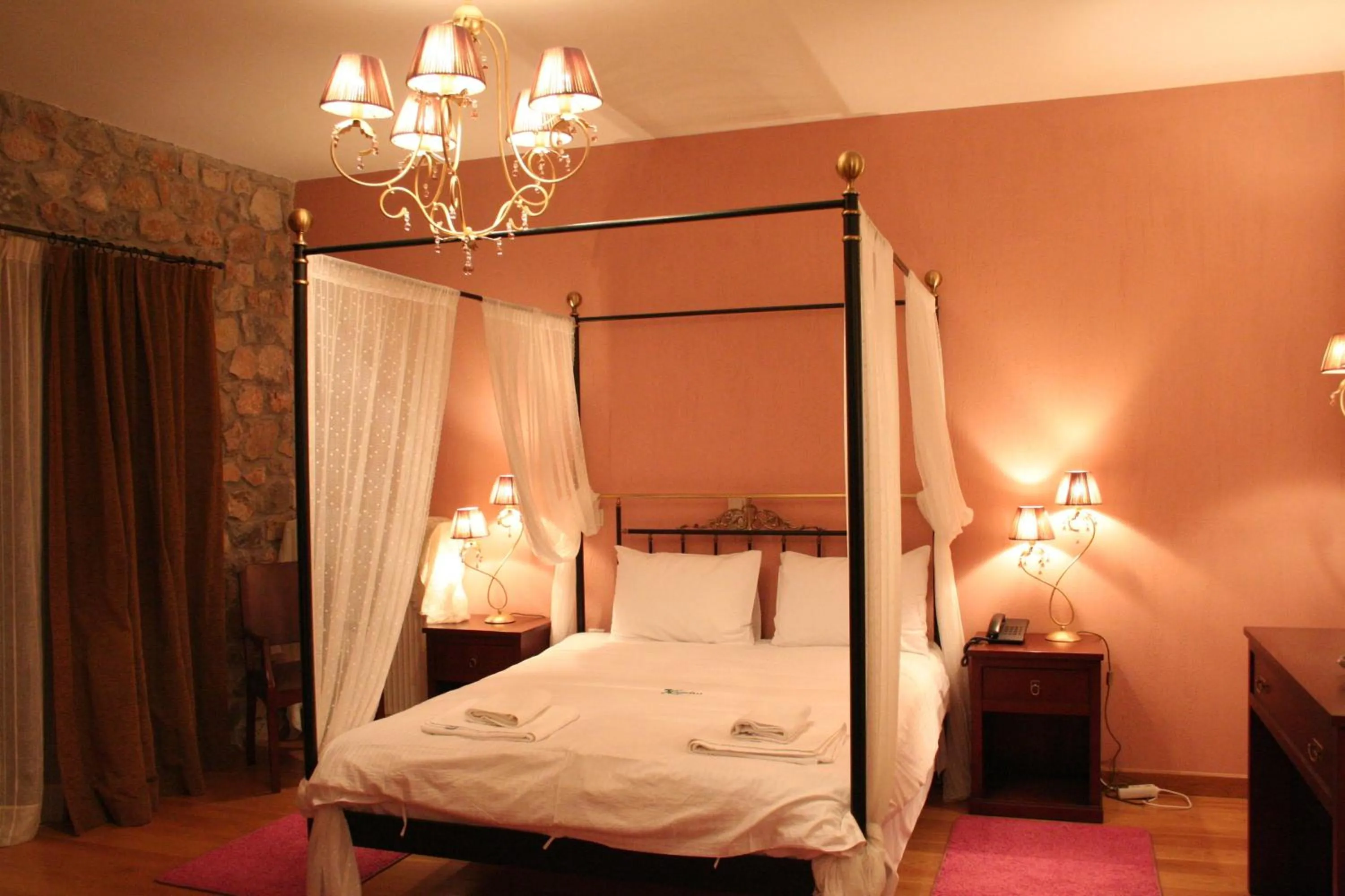 Bed in Karyatis Resort